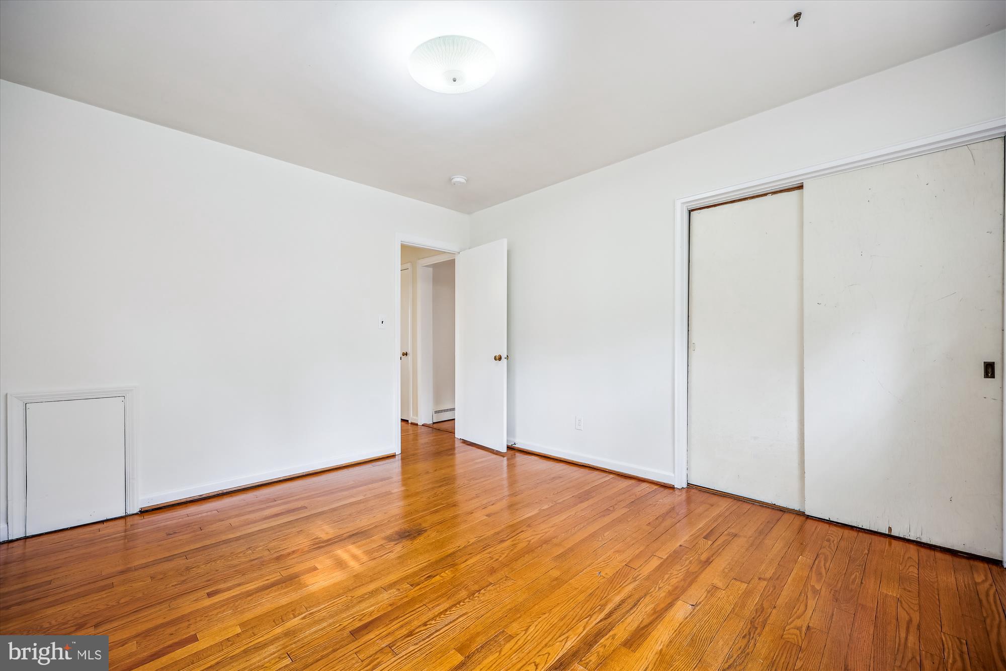 SEVEN OAKS - Residential