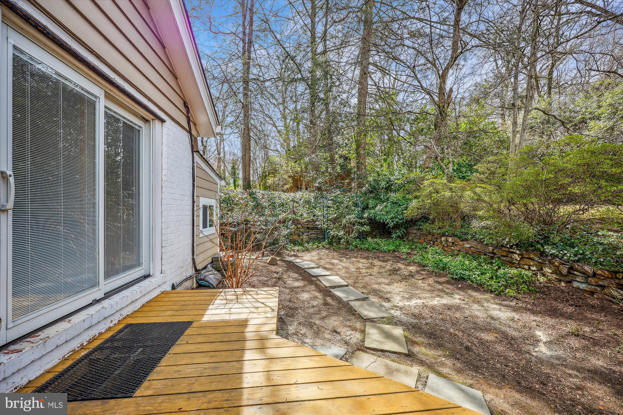 SEVEN OAKS - Residential