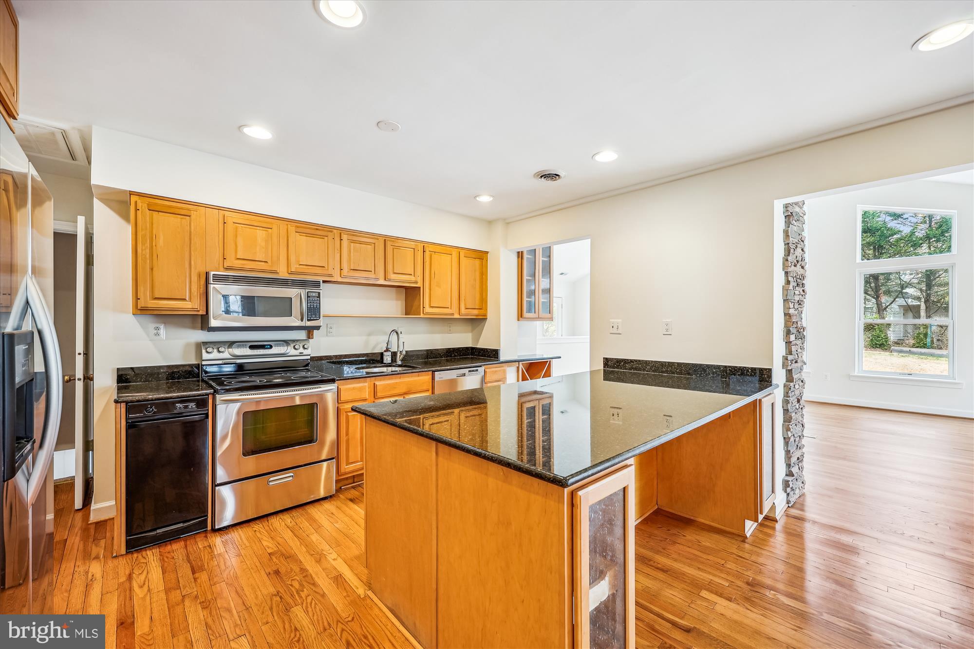 SEVEN OAKS - Residential