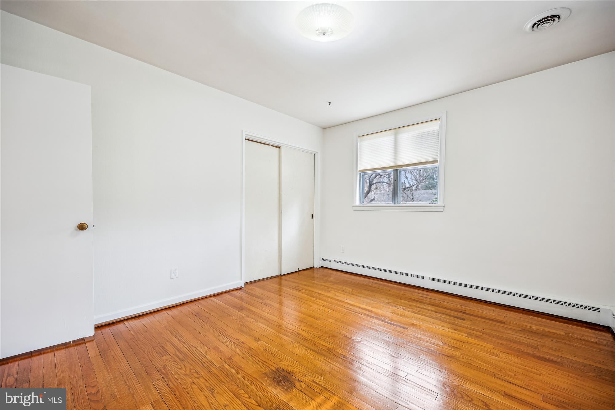 SEVEN OAKS - Residential