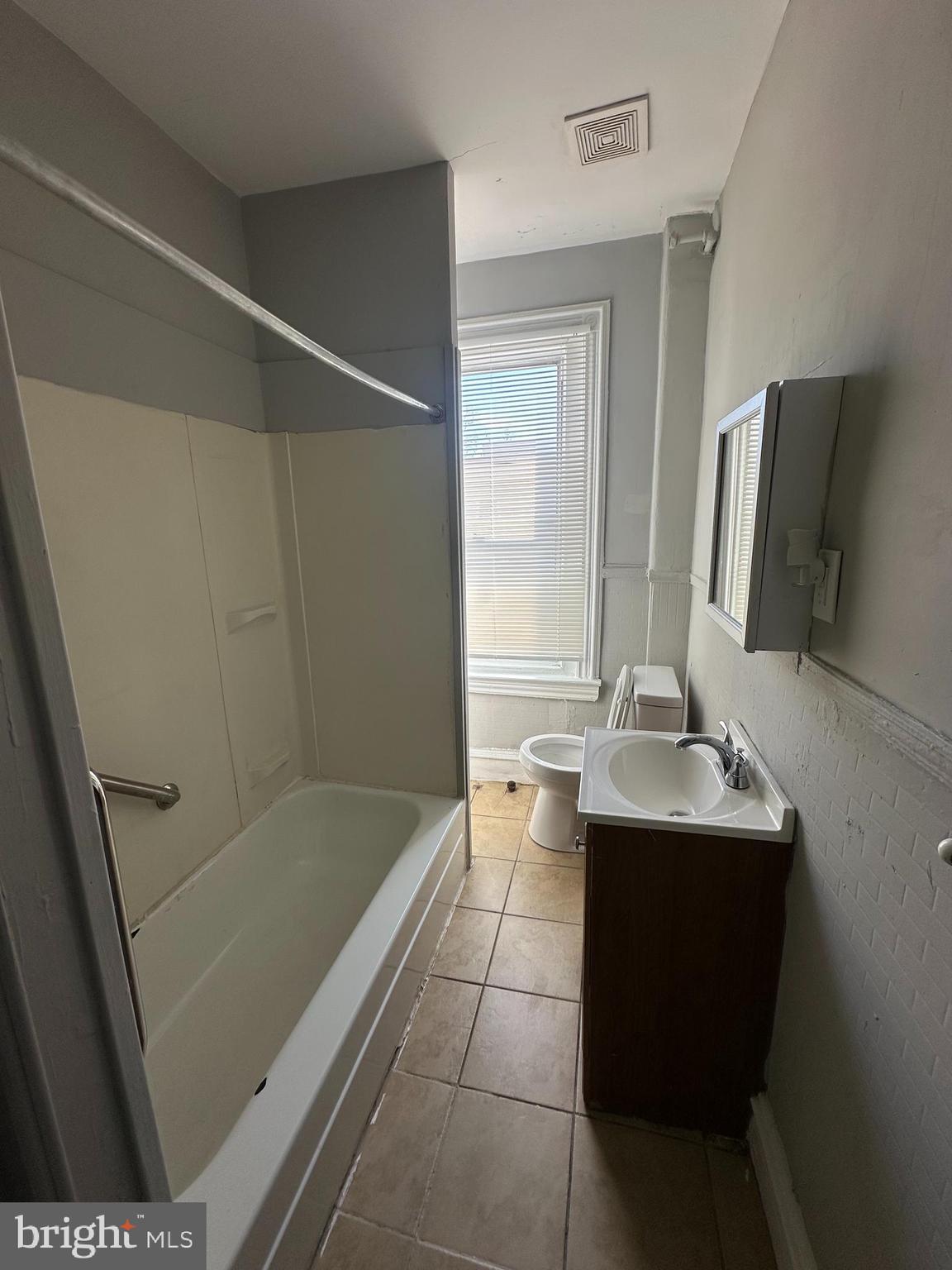 COBBS CREEK - Residential Lease