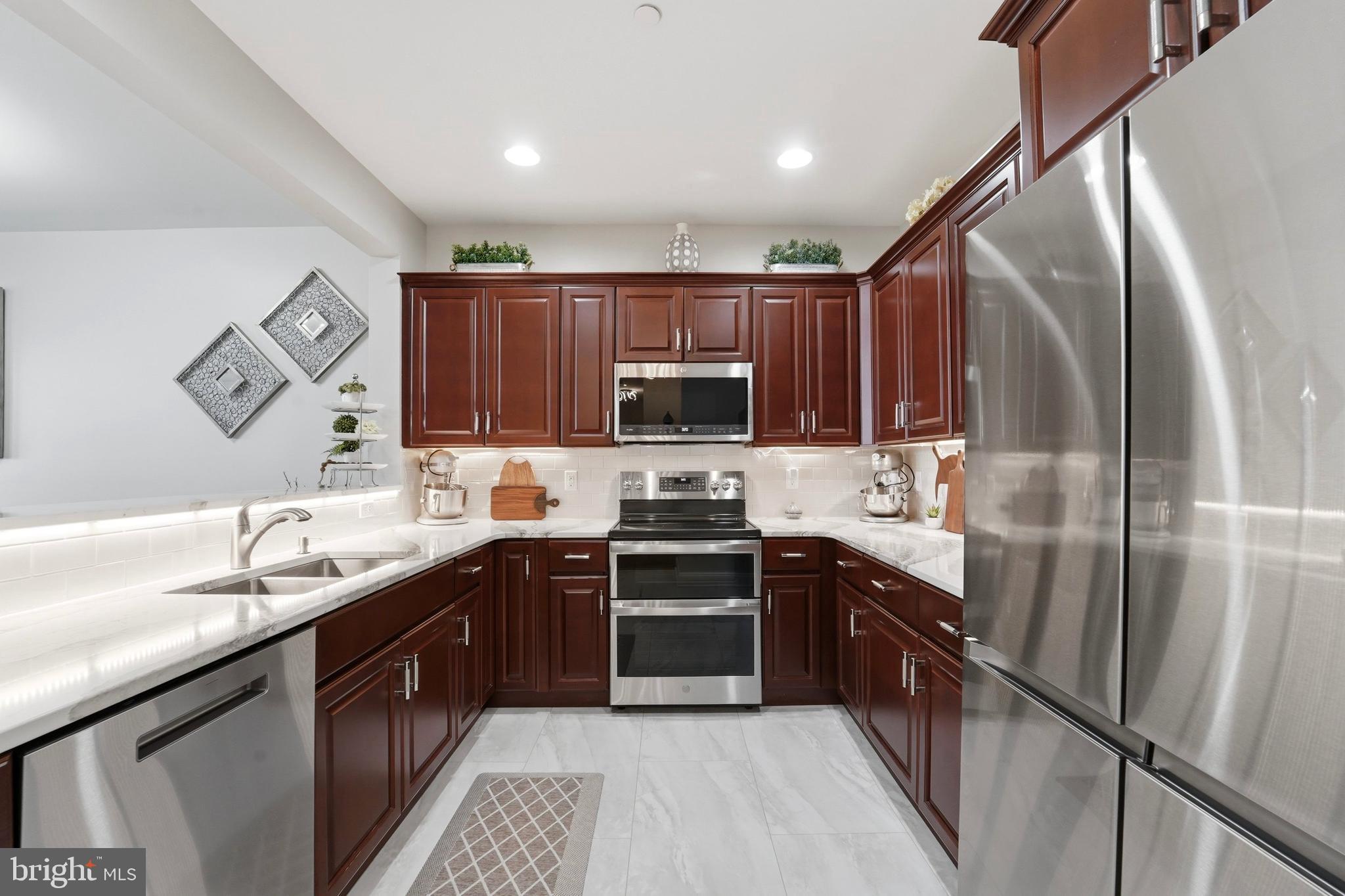 WESTTOWN RESERVE - Residential