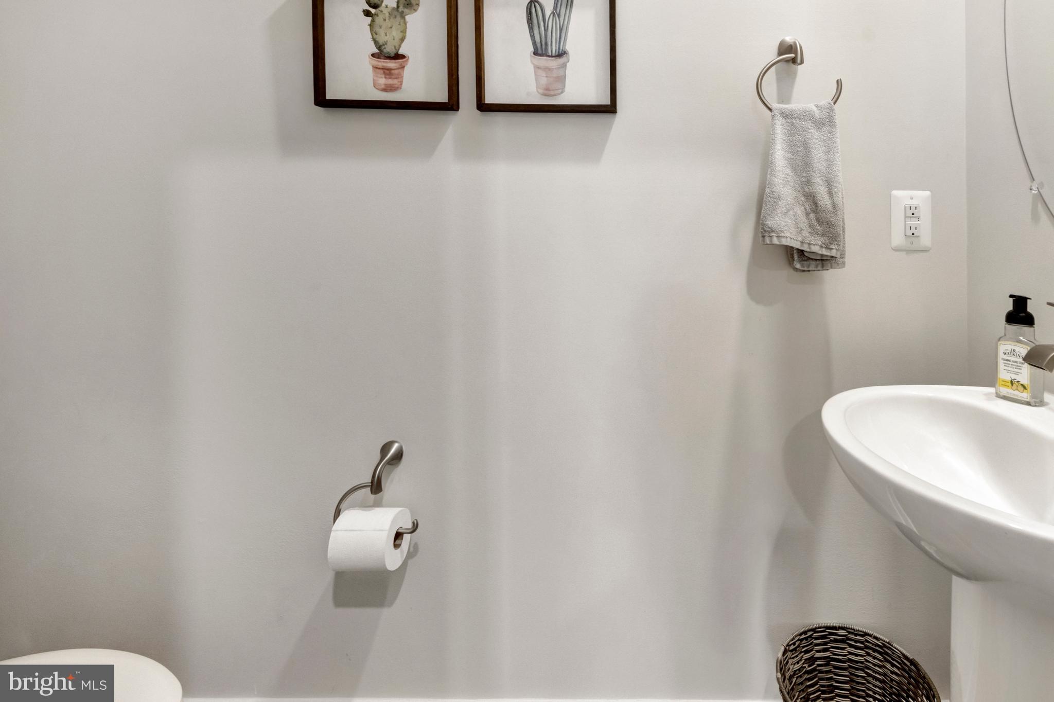 VILLAS AT WALDEN - Residential