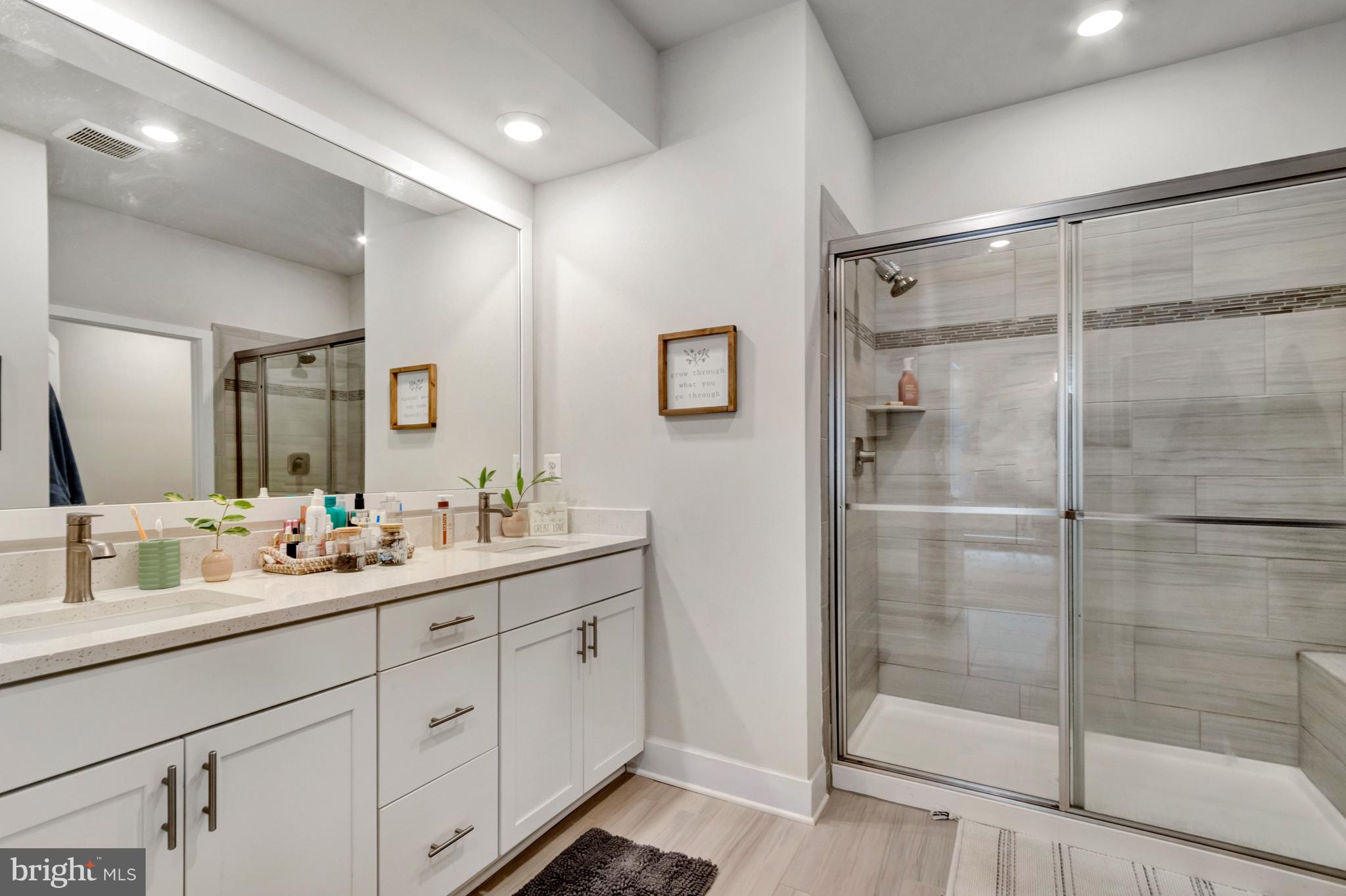 VILLAS AT WALDEN - Residential