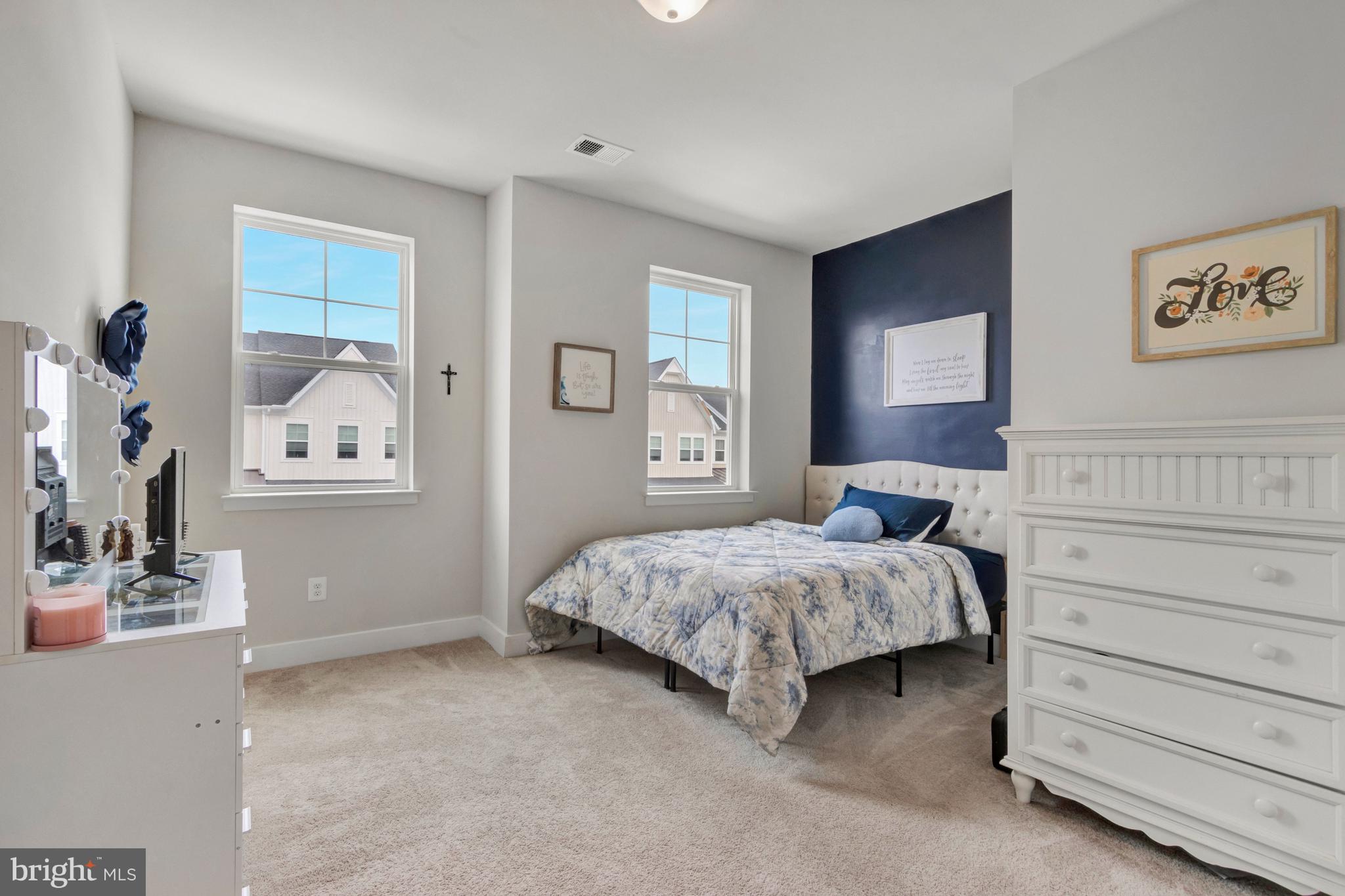 VILLAS AT WALDEN - Residential