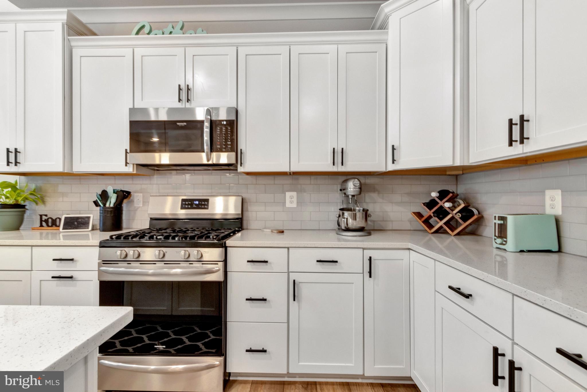 VILLAS AT WALDEN - Residential