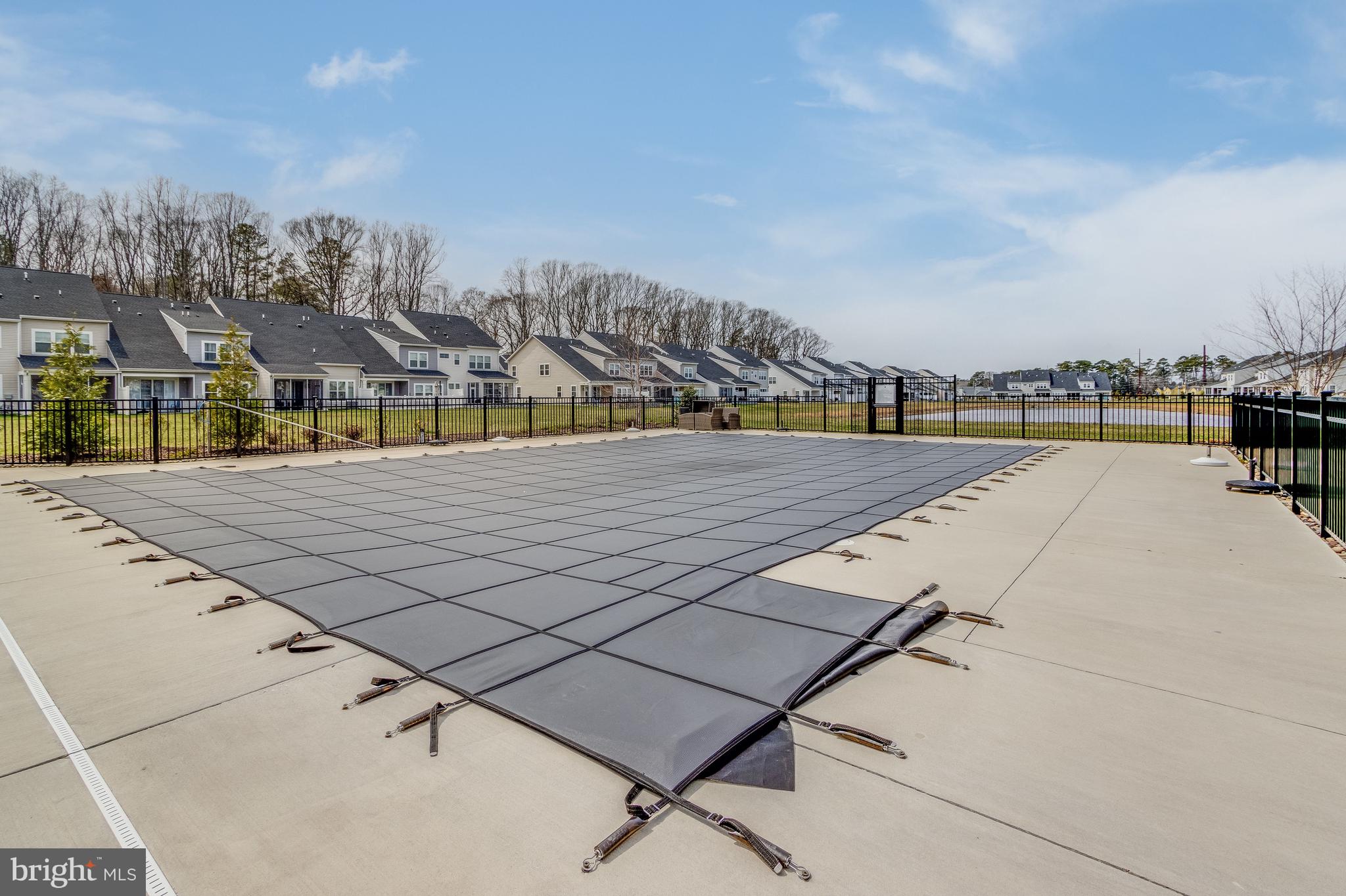 VILLAS AT WALDEN - Residential