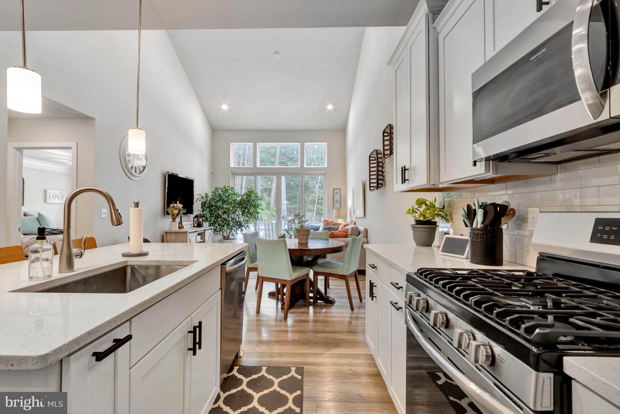 VILLAS AT WALDEN - Residential