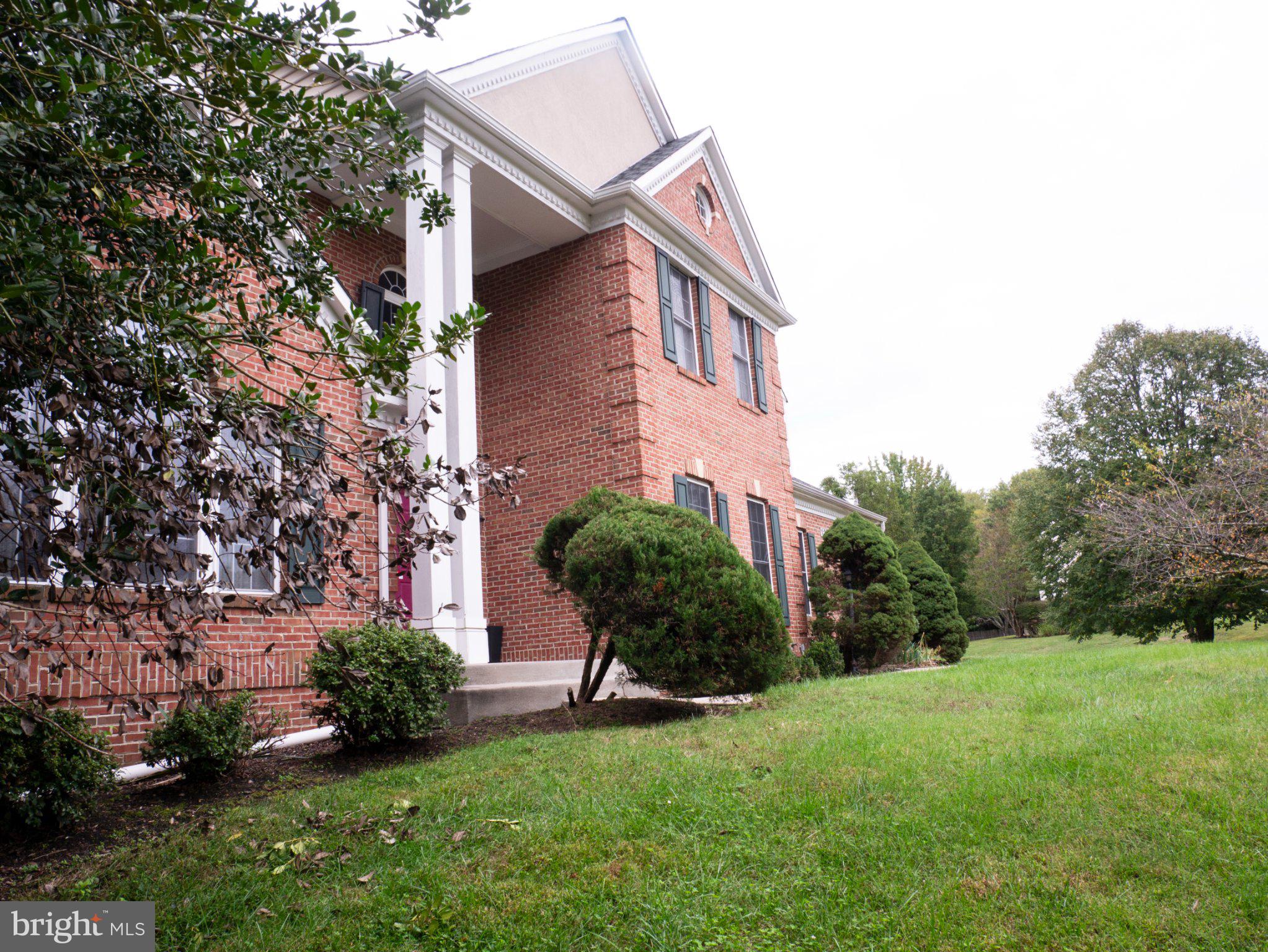 12513 WOODBRIDGE COURT