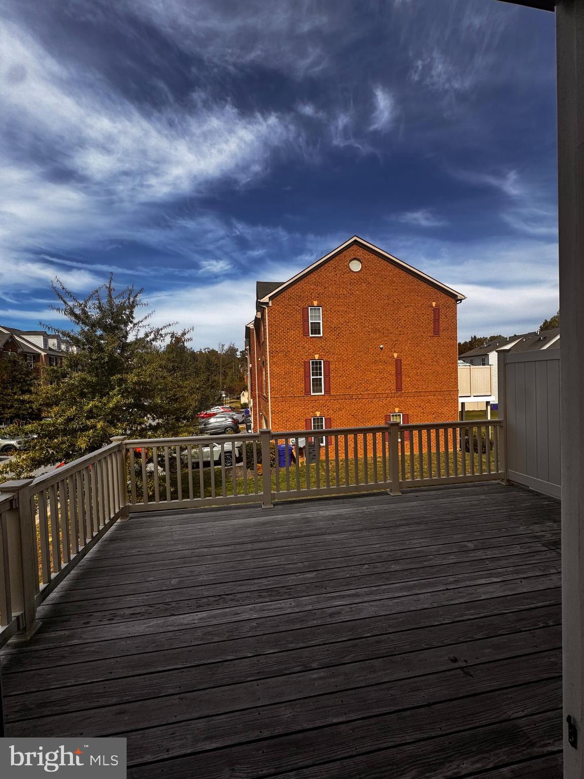 ADAMS CROSSING - Residential Lease