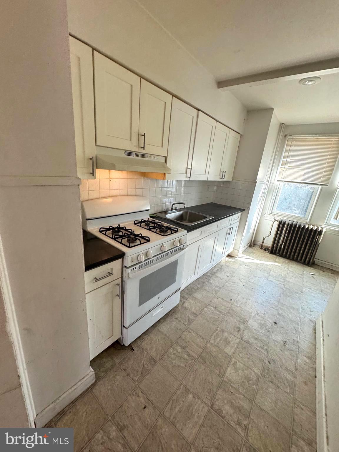 BELMONT VILLAGE - Residential