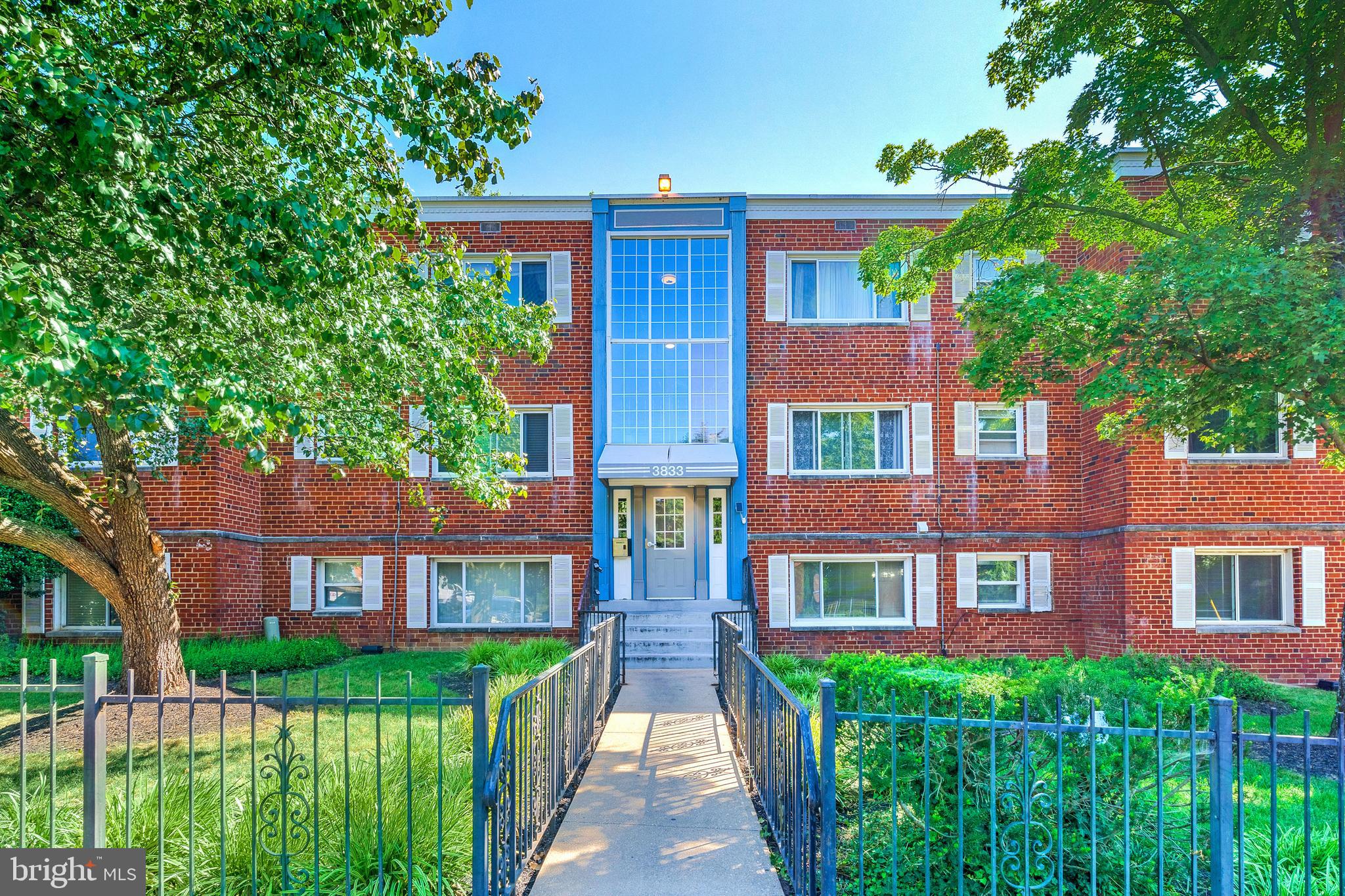 PARK PLACE CONDOMINIUMS - Residential