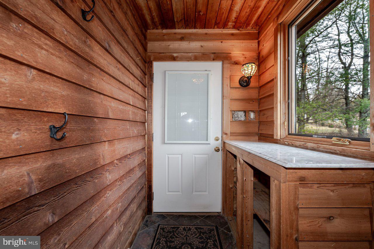 SPIKER - Residential