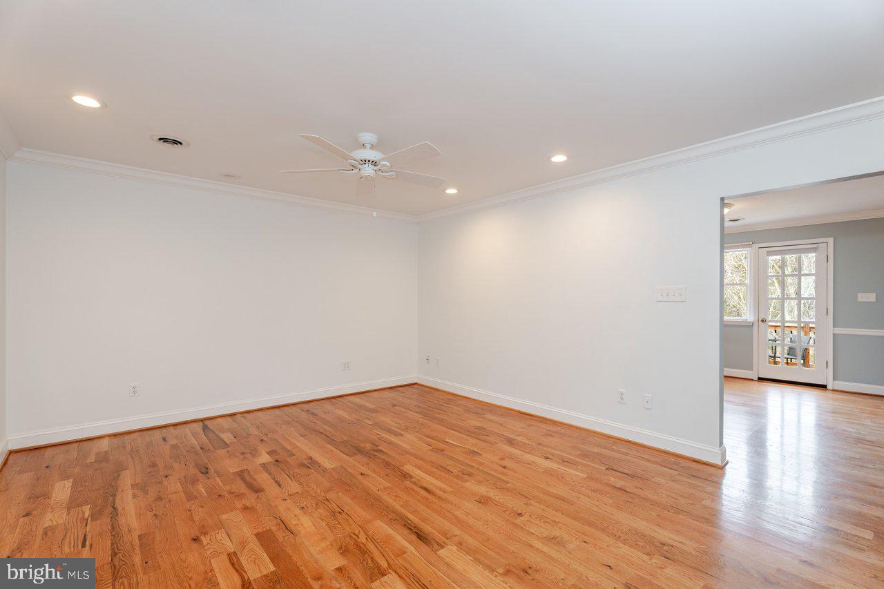 SPIKER - Residential