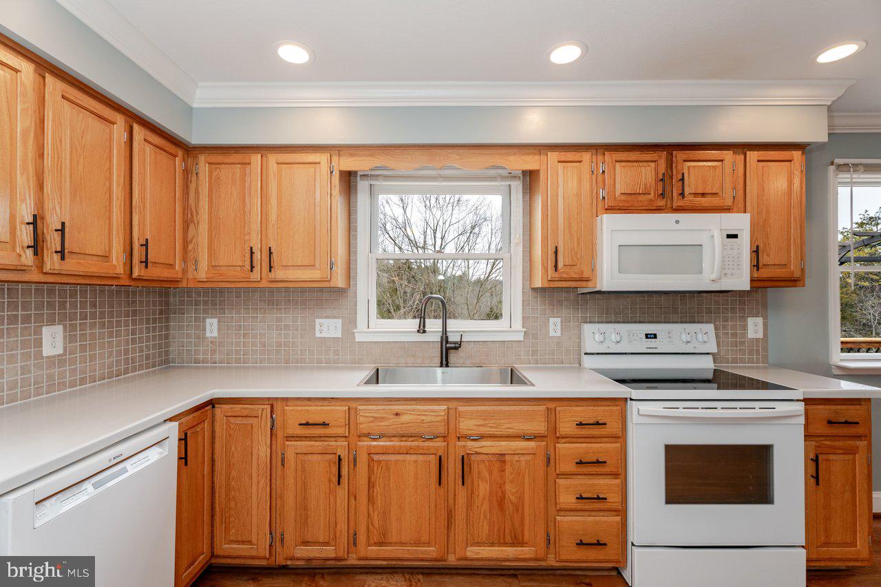 SPIKER - Residential