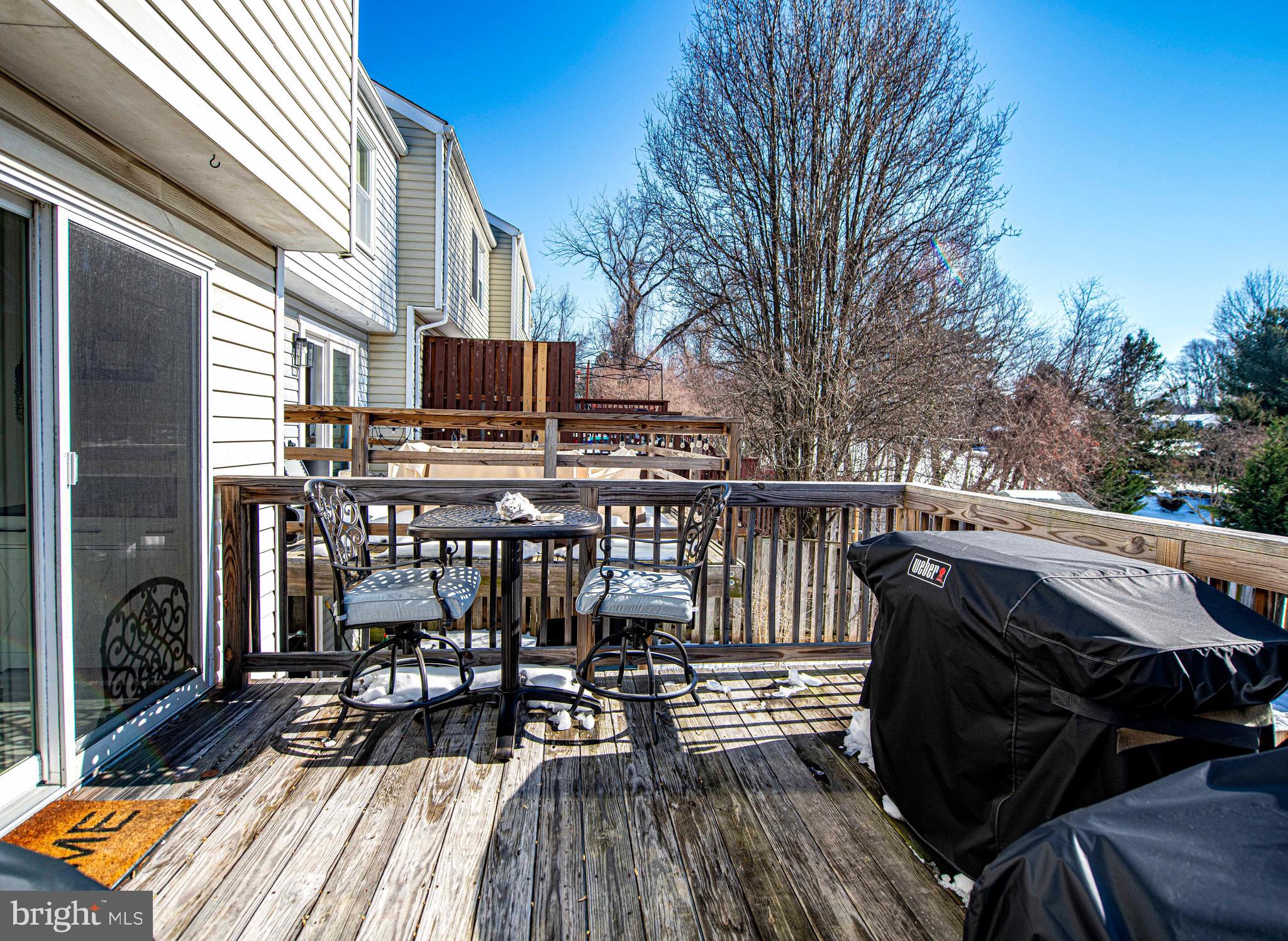 LAUREL WOODS - Residential