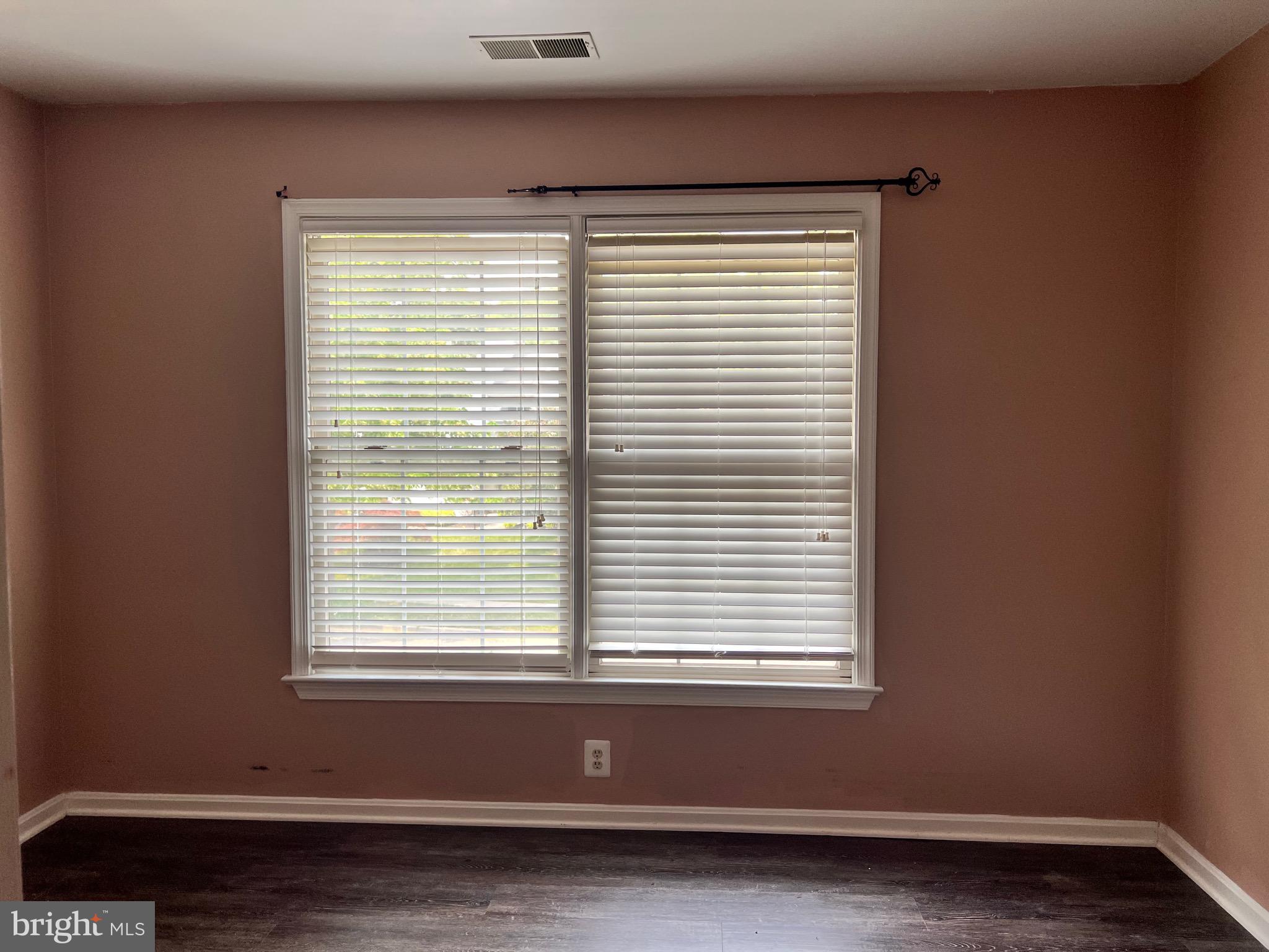 MITCHELLVILLE EAST - Residential