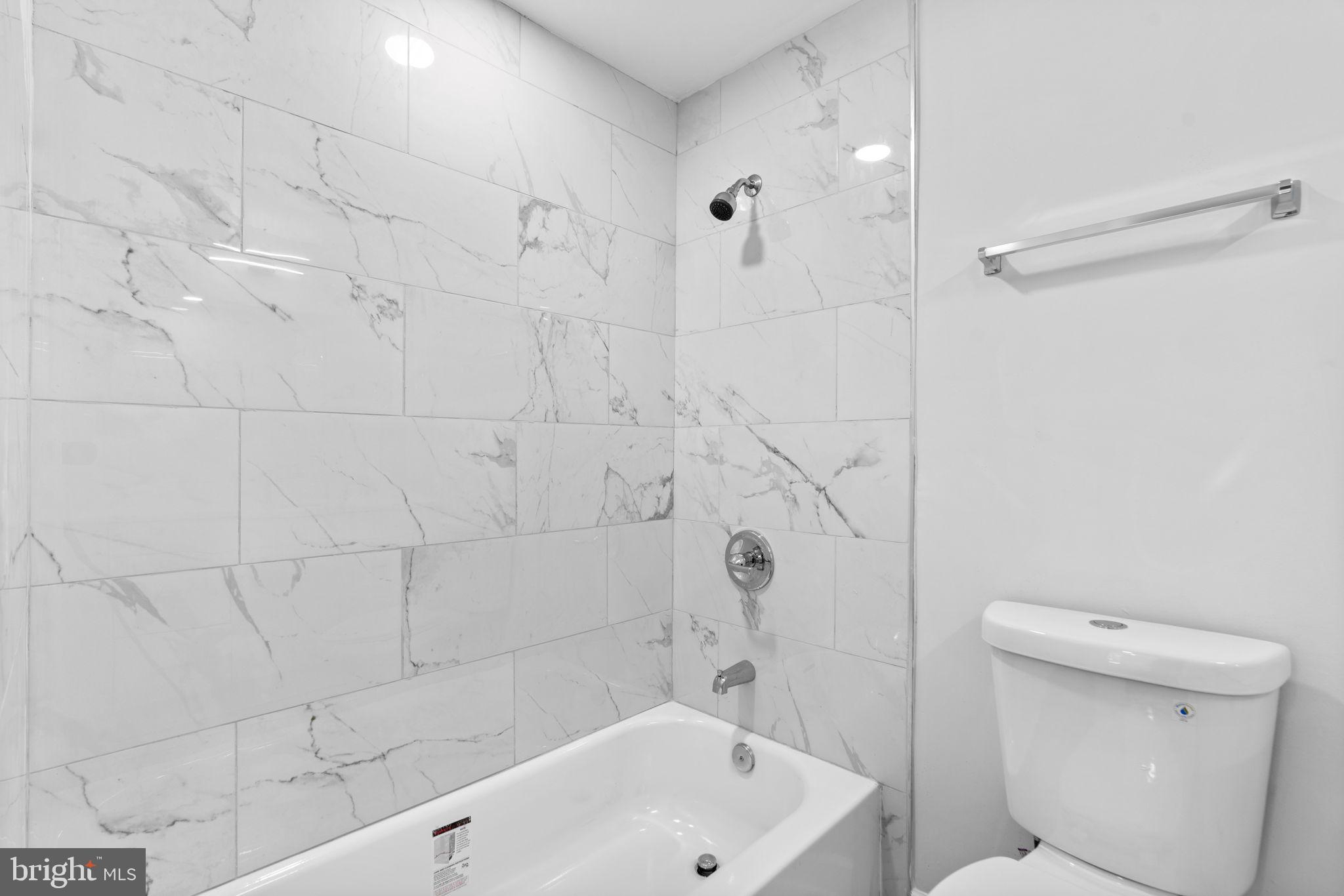 VILLAGE OF OWEN BROWN - Residential