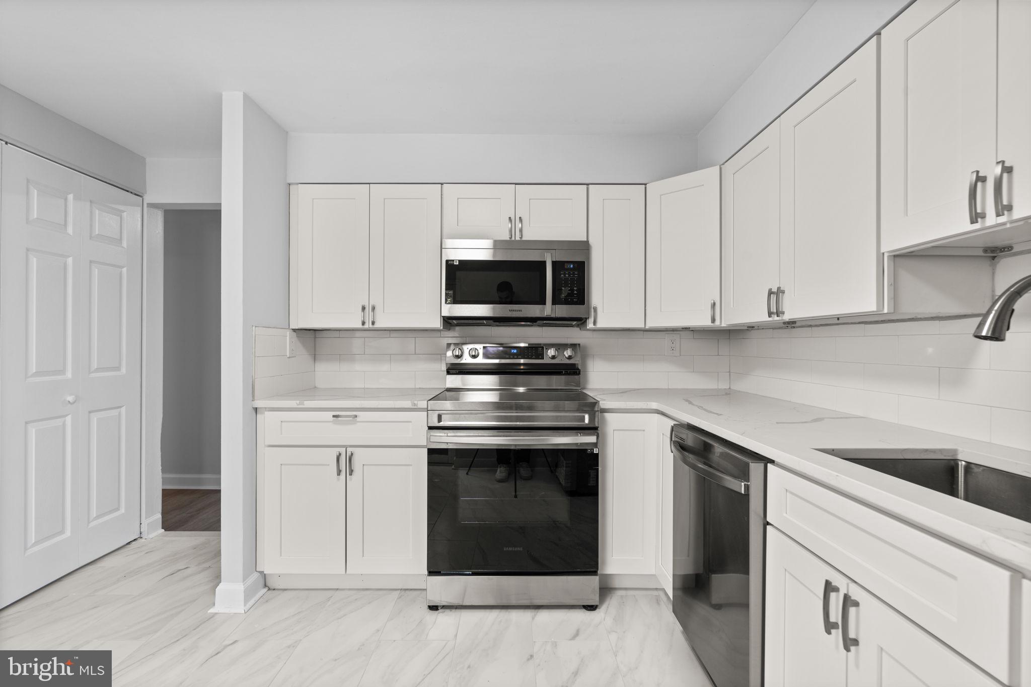 VILLAGE OF OWEN BROWN - Residential