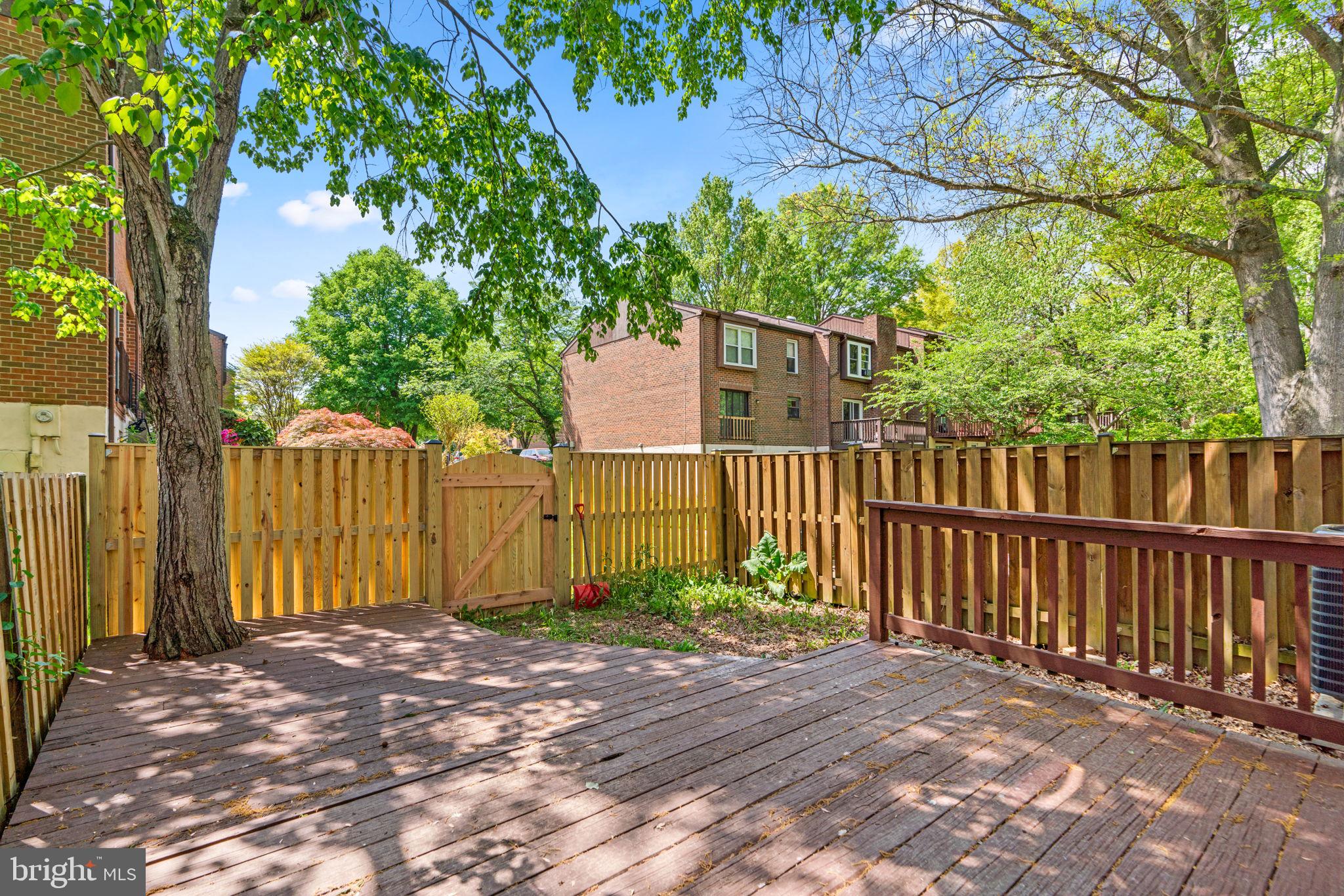 VILLAGE OF OWEN BROWN - Residential