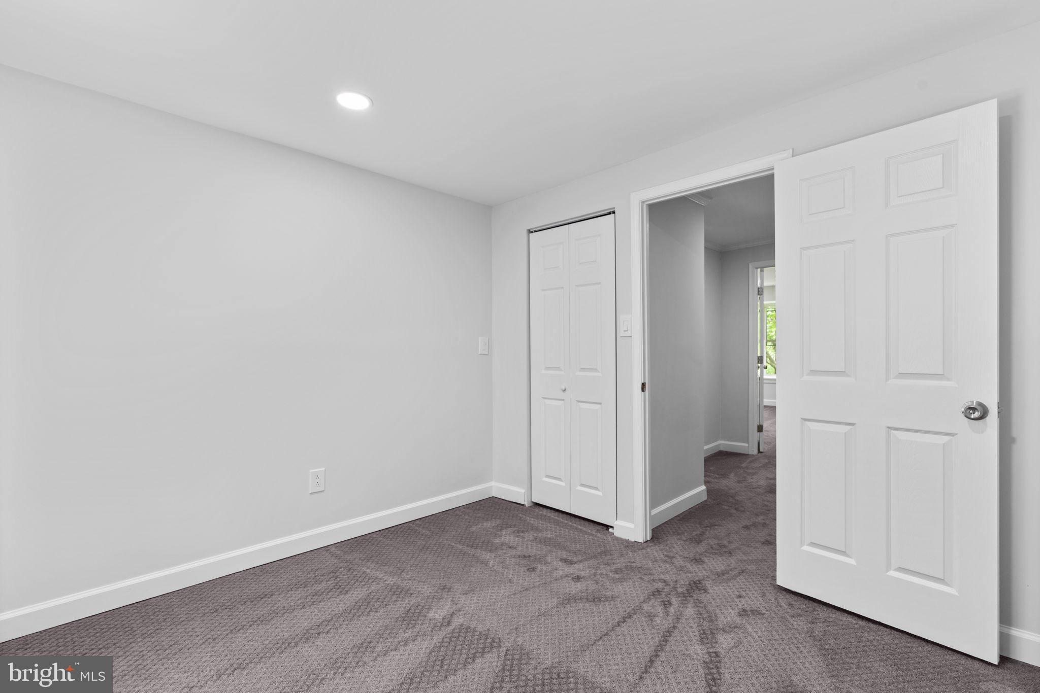 VILLAGE OF OWEN BROWN - Residential