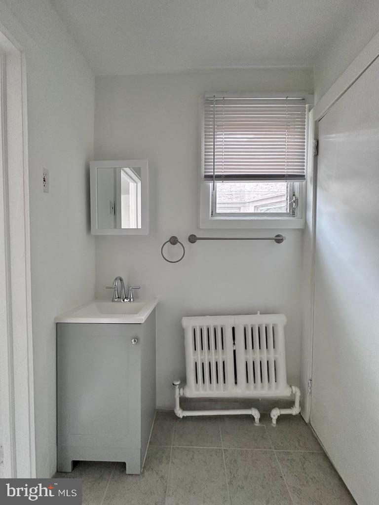 DREXEL HILL - Residential Lease