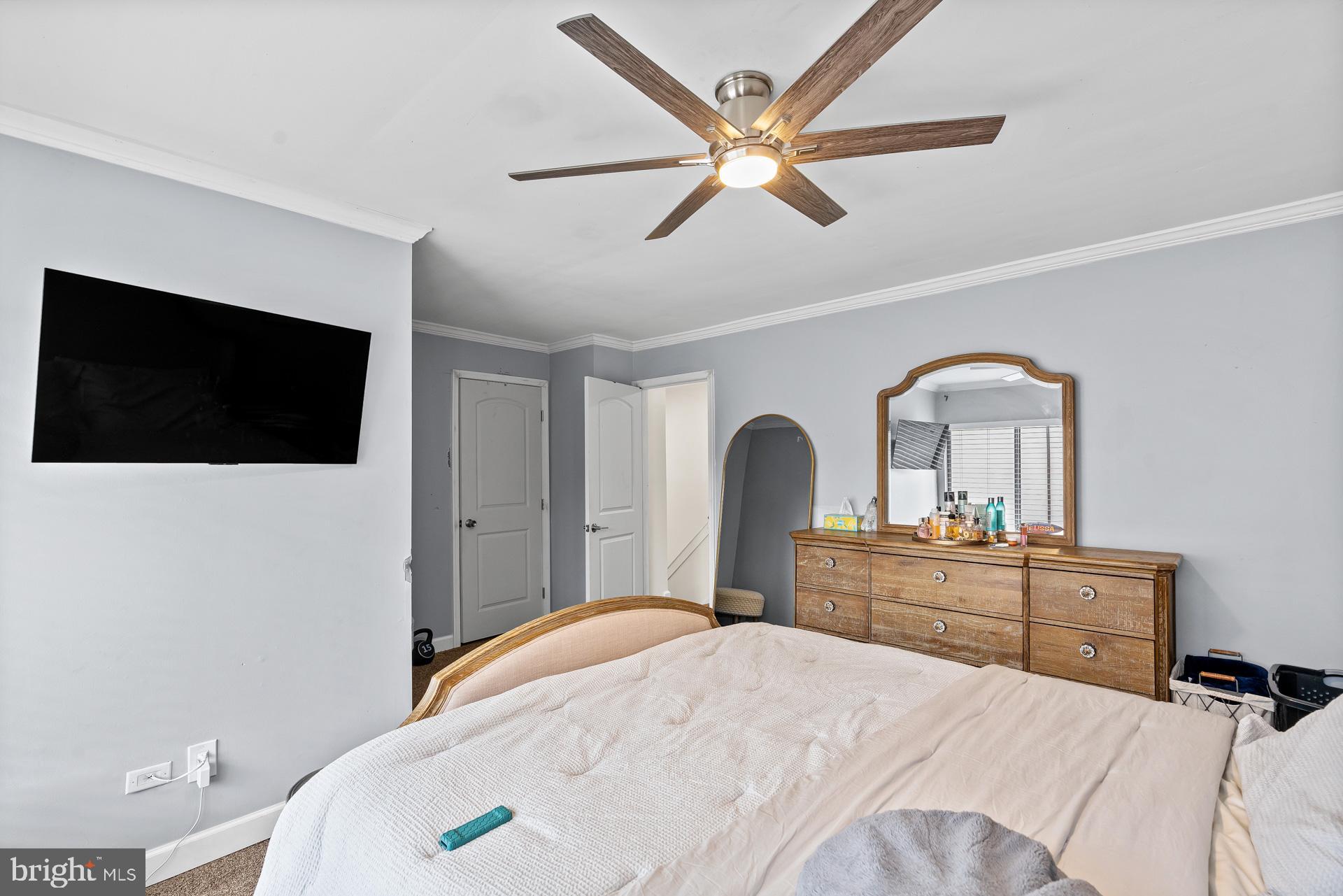 OAKLAND MILLS - Residential