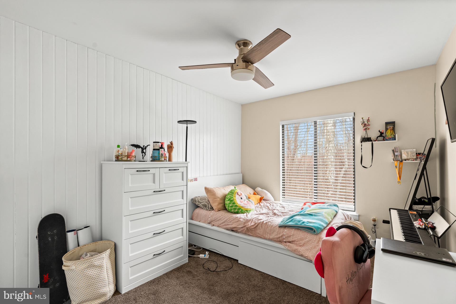 OAKLAND MILLS - Residential