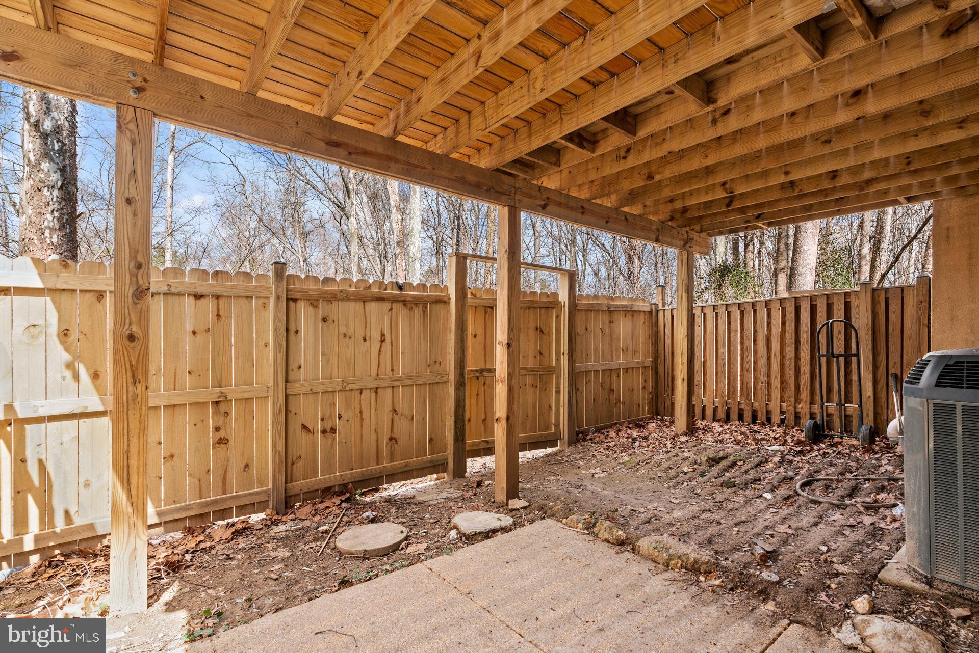 OAKLAND MILLS - Residential