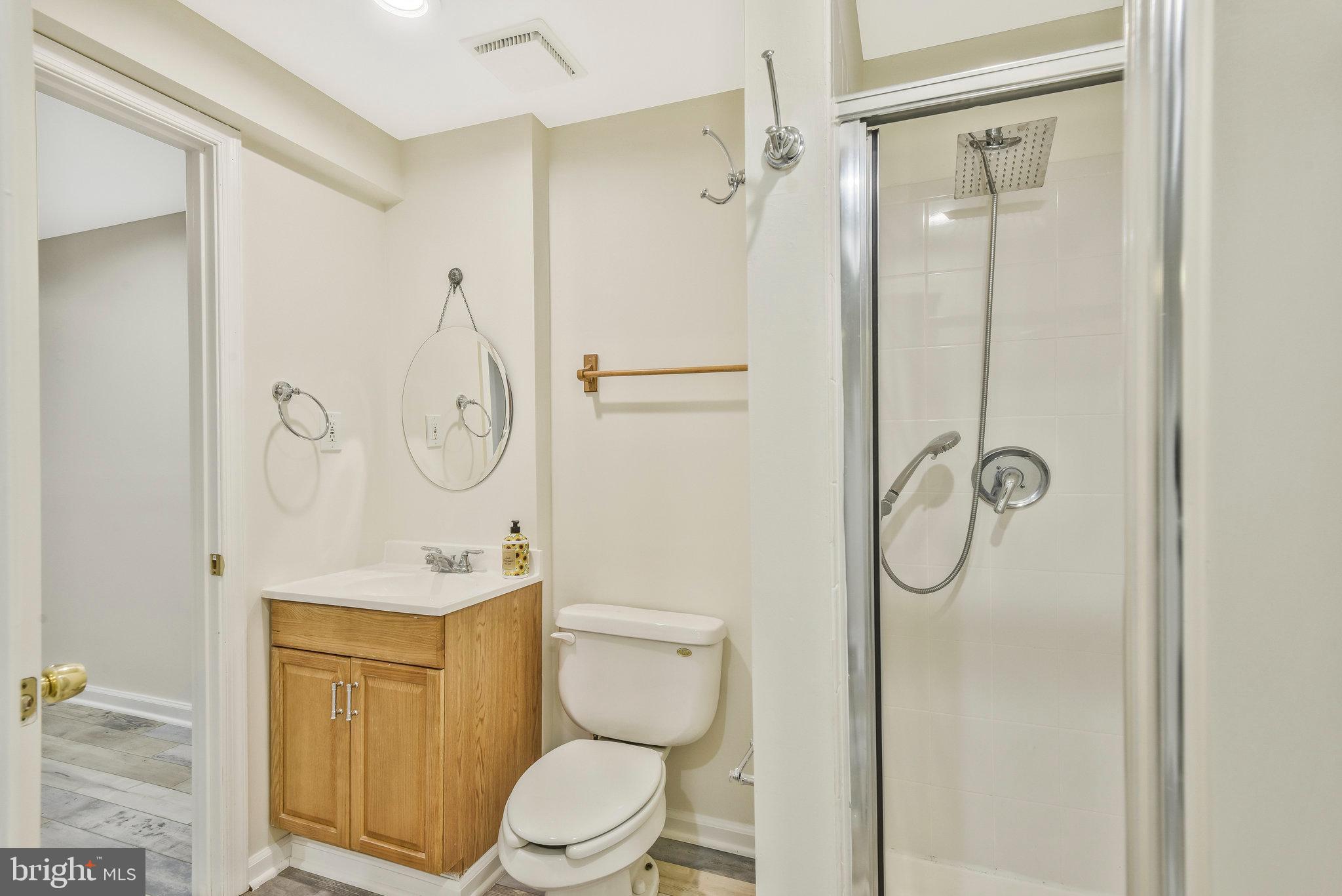 BURKE CENTRE - Residential Lease