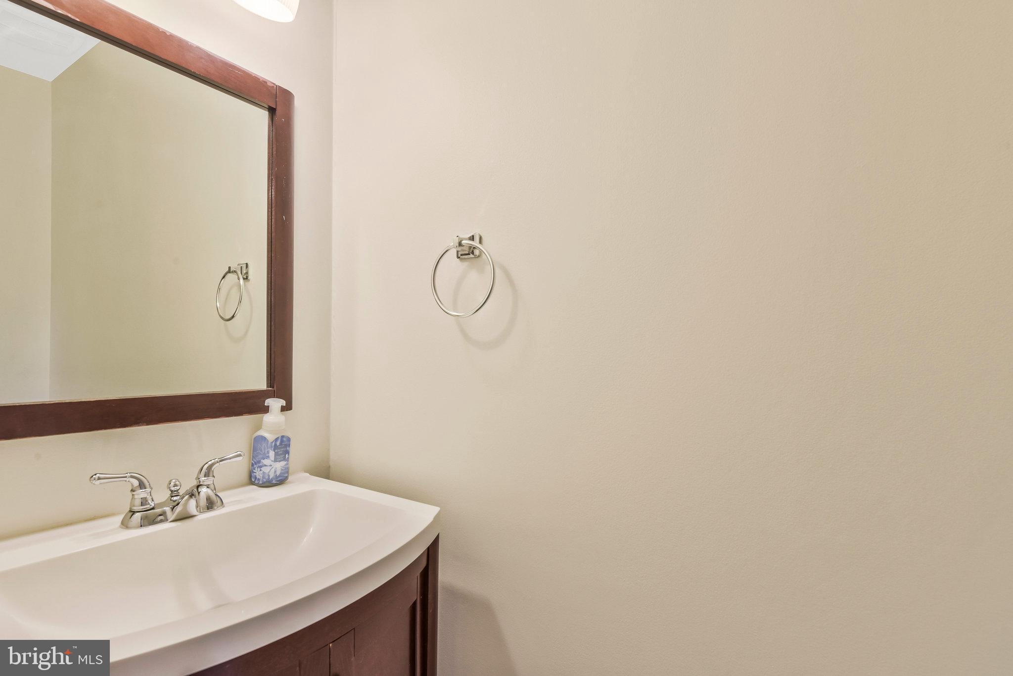 BURKE CENTRE - Residential Lease