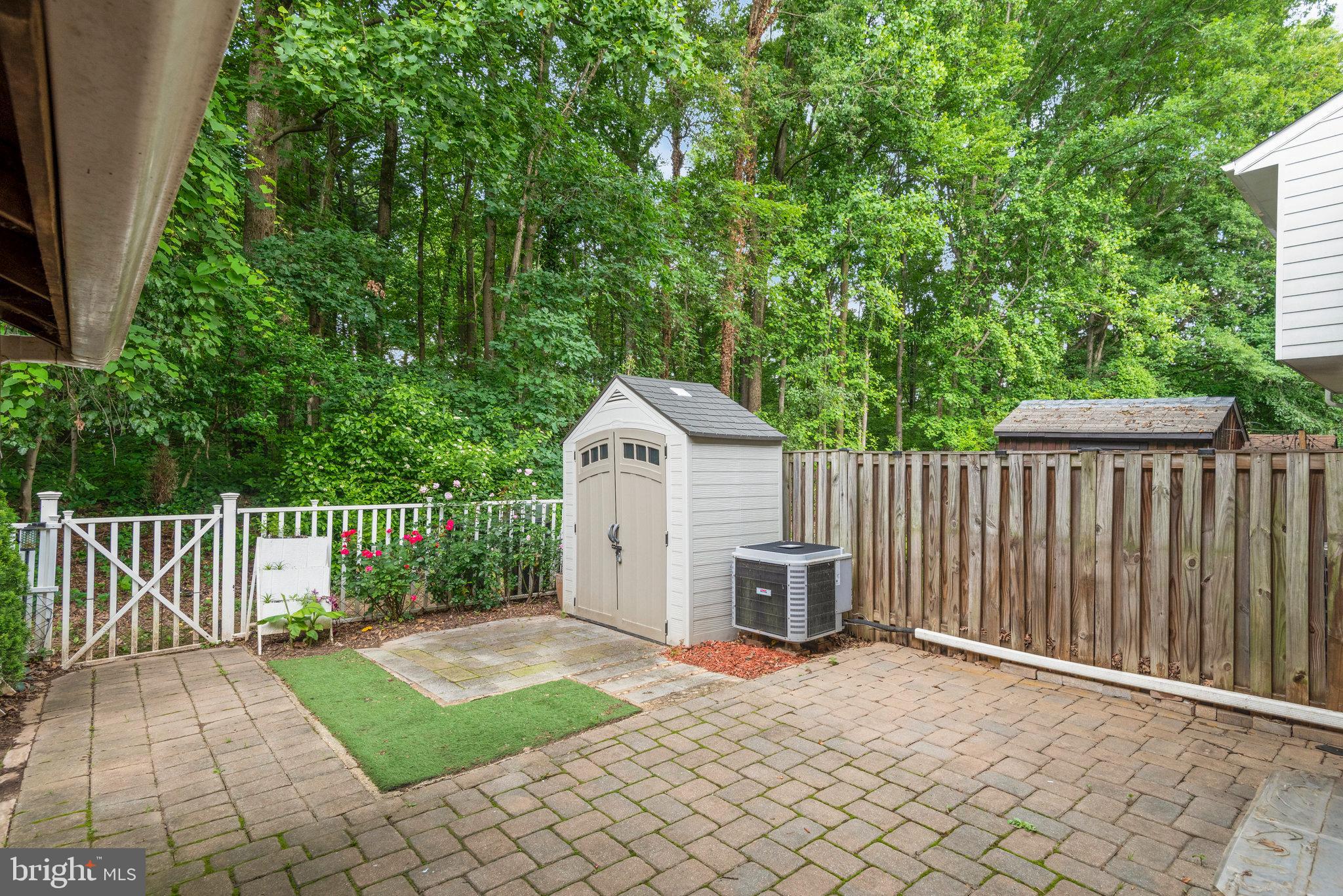 BURKE CENTRE - Residential Lease