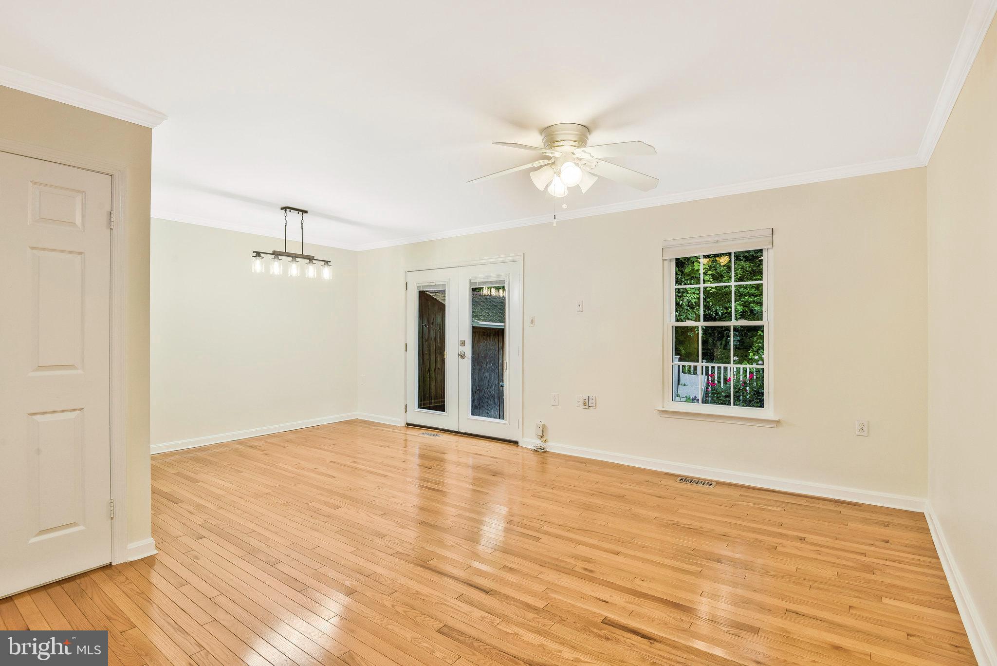 BURKE CENTRE - Residential Lease