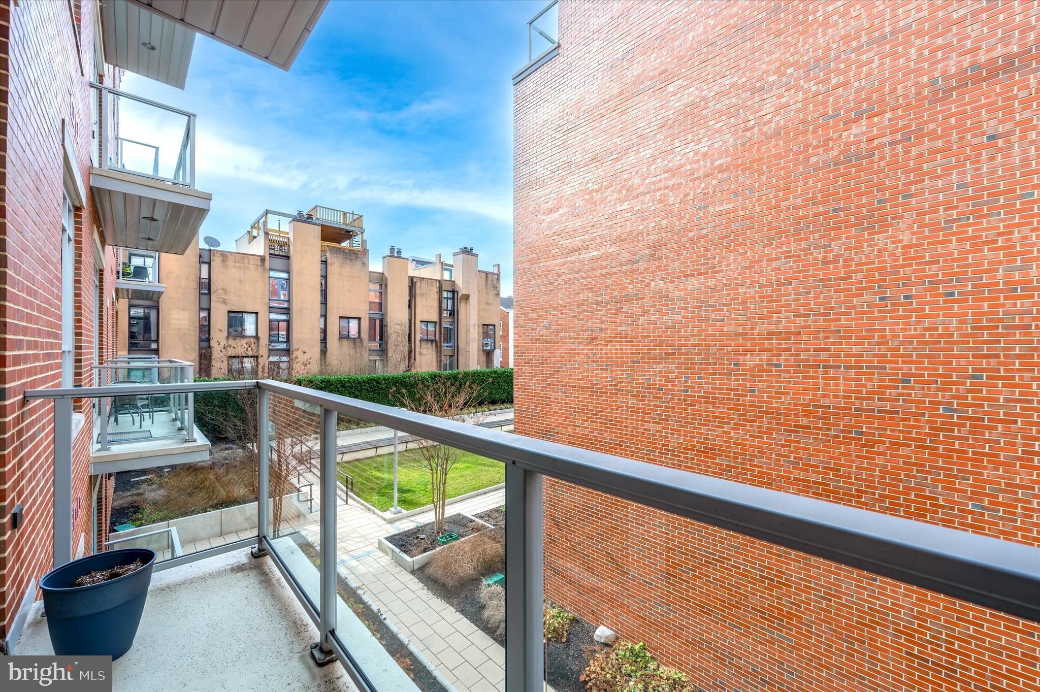 410 S FRONT STREET 206