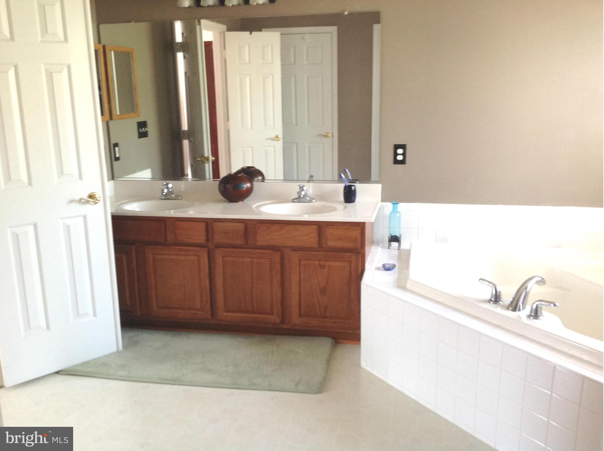 AQUIA HARBOUR - Residential Lease