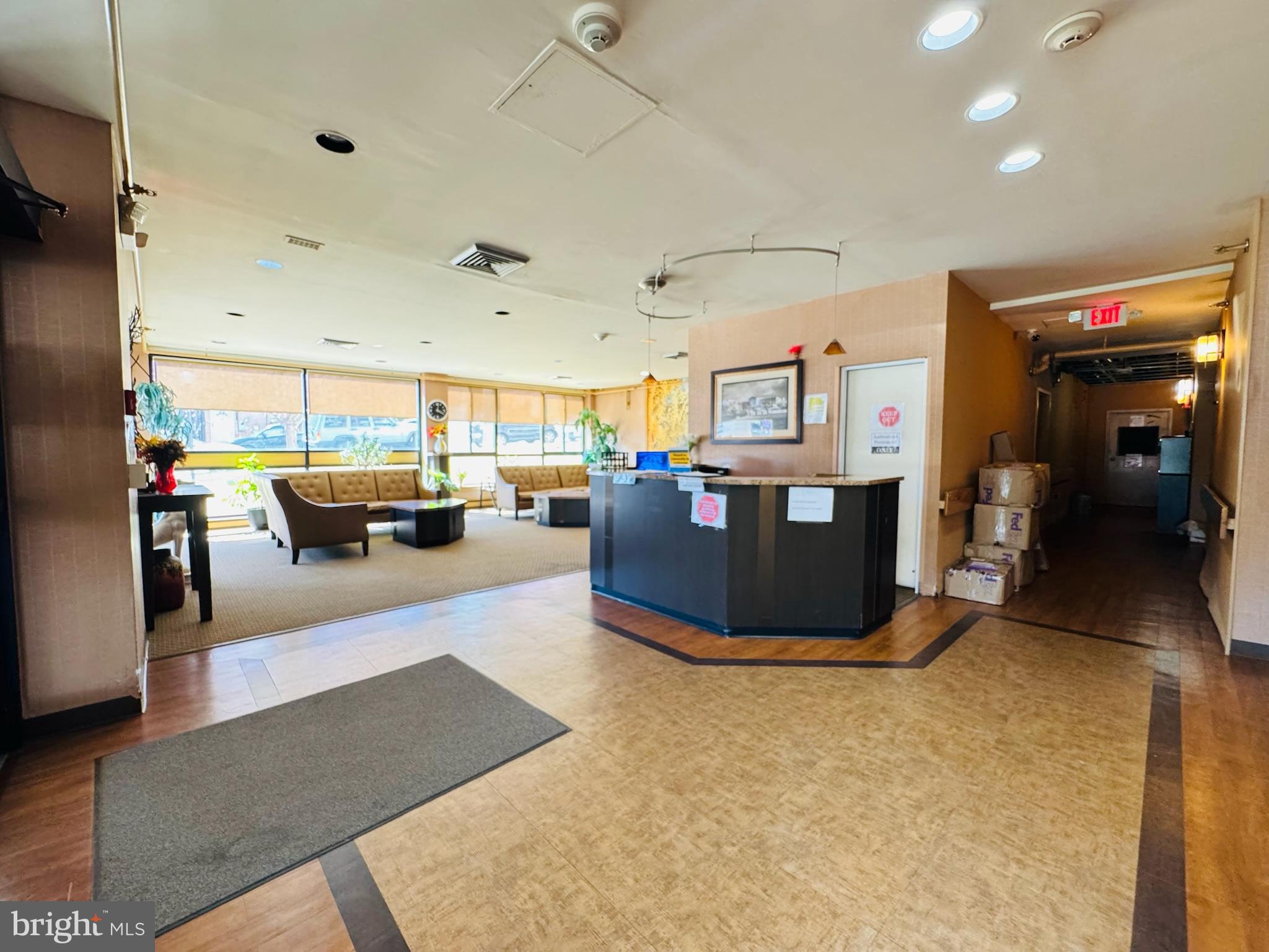 BUSTLETON - Residential