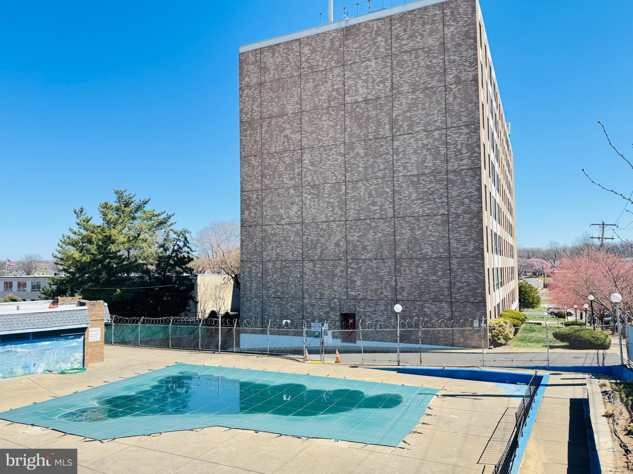 BUSTLETON - Residential