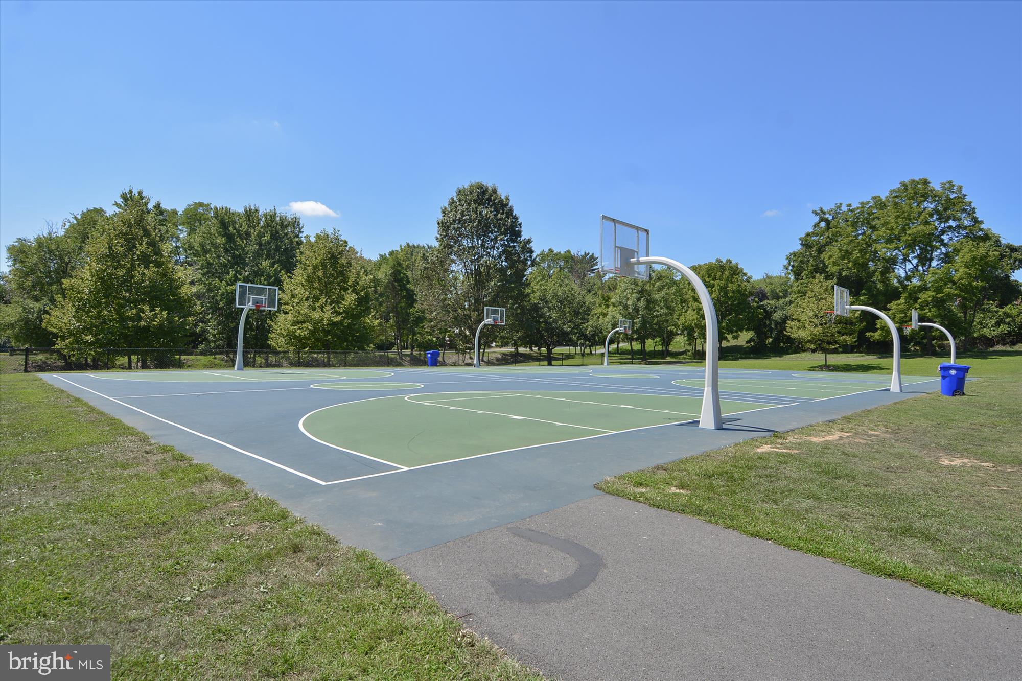 EAST SPRINGBROOK - Residential