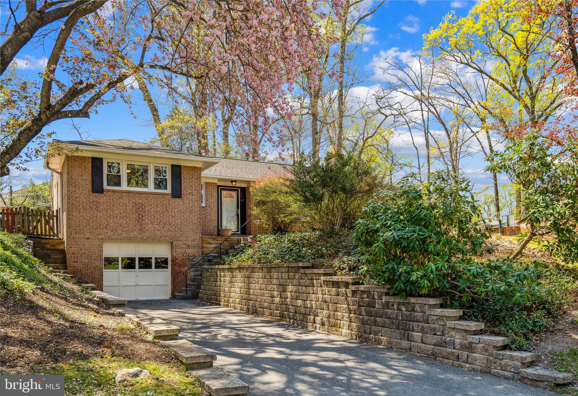 EAST SPRINGBROOK - Residential