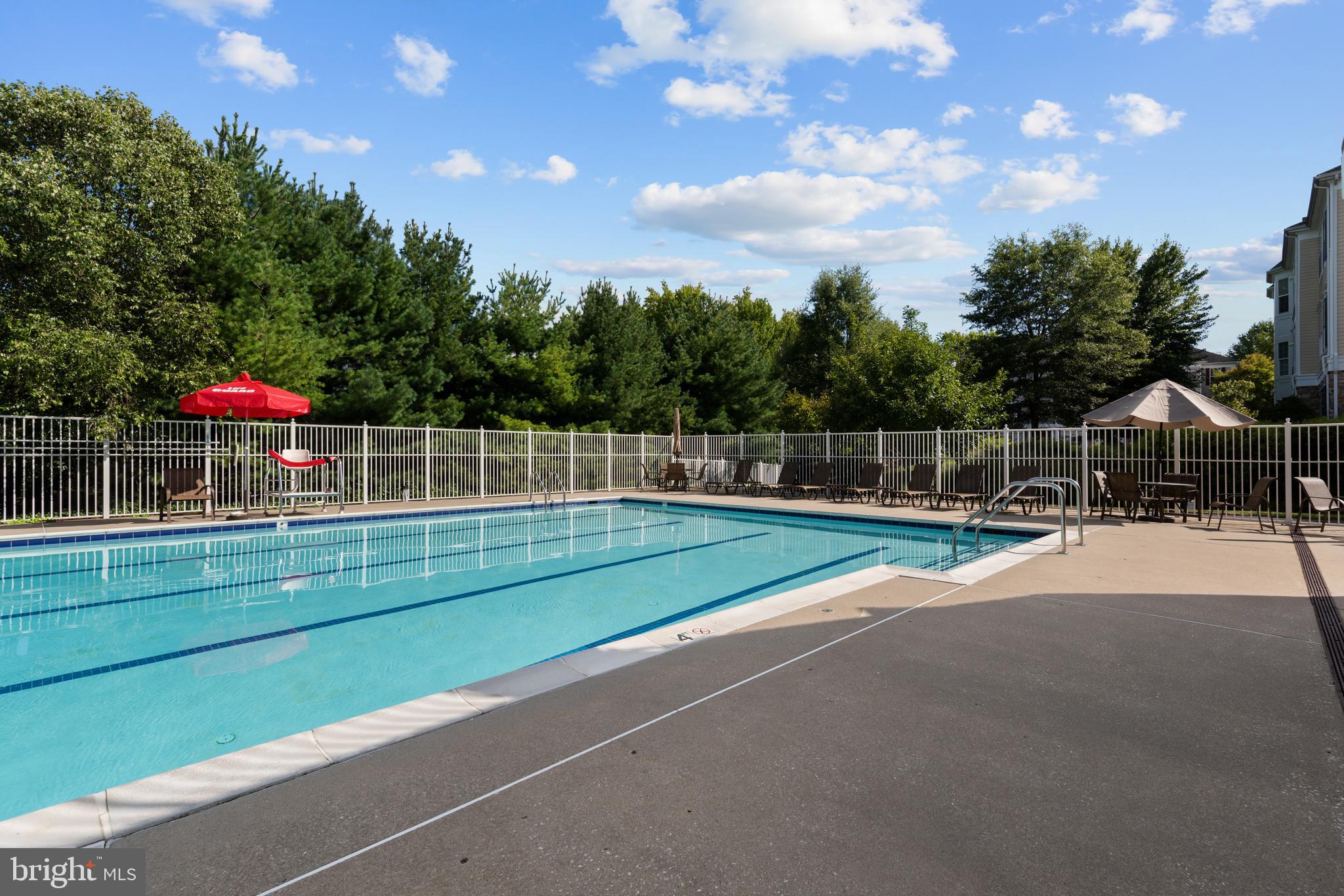 FOUR SEASONS - Residential Lease