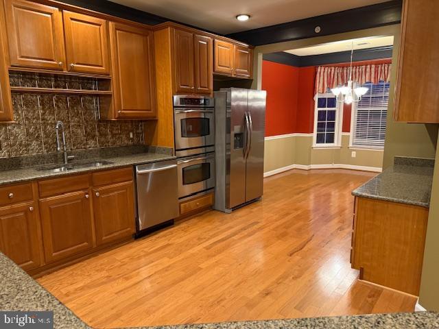 FOUR SEASONS - Residential Lease