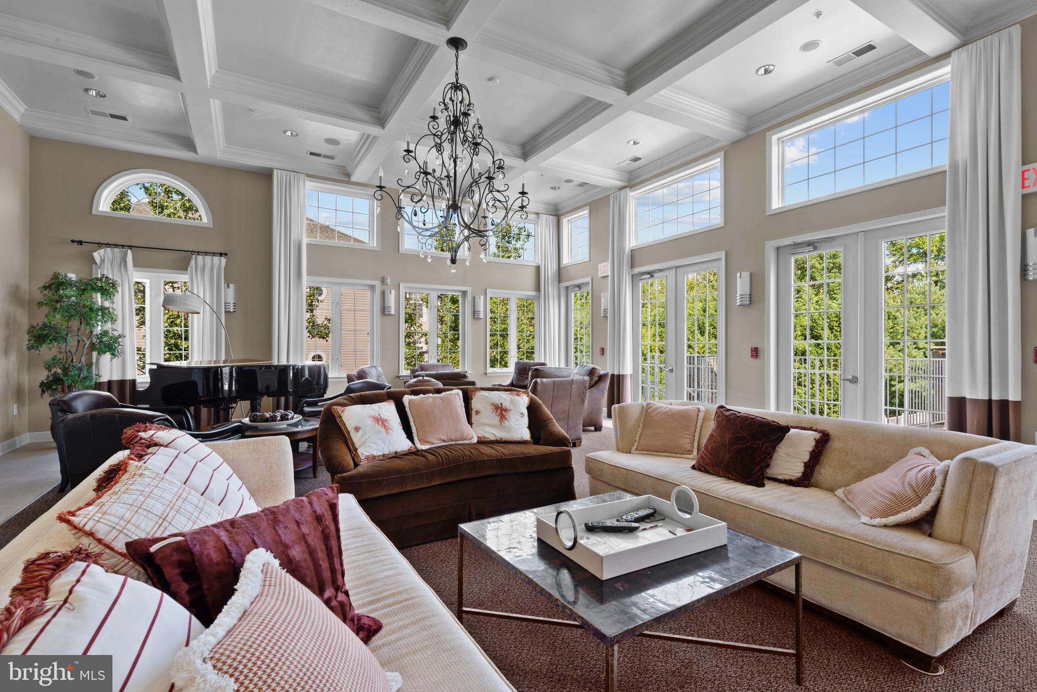 FOUR SEASONS - Residential Lease