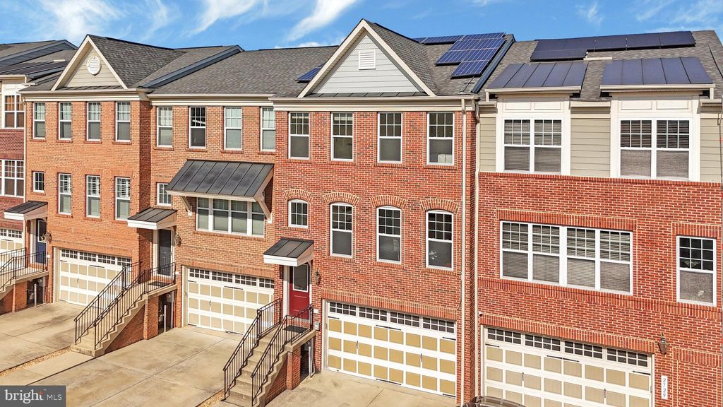 Photo of 2727 Amber Crest Road, HANOVER, MD 21076 (MLS # MDAA2127798)