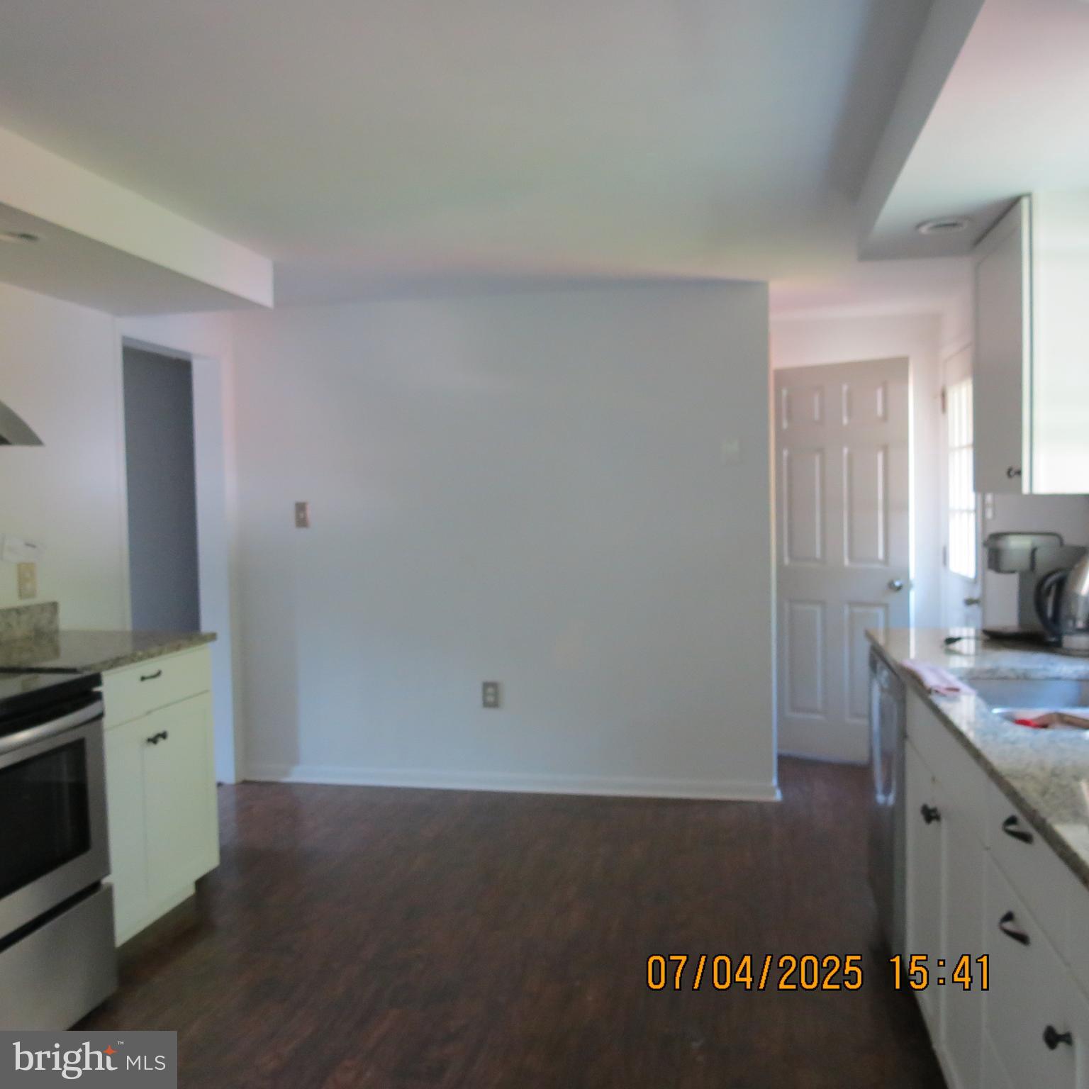 SHADY ACRES - Residential