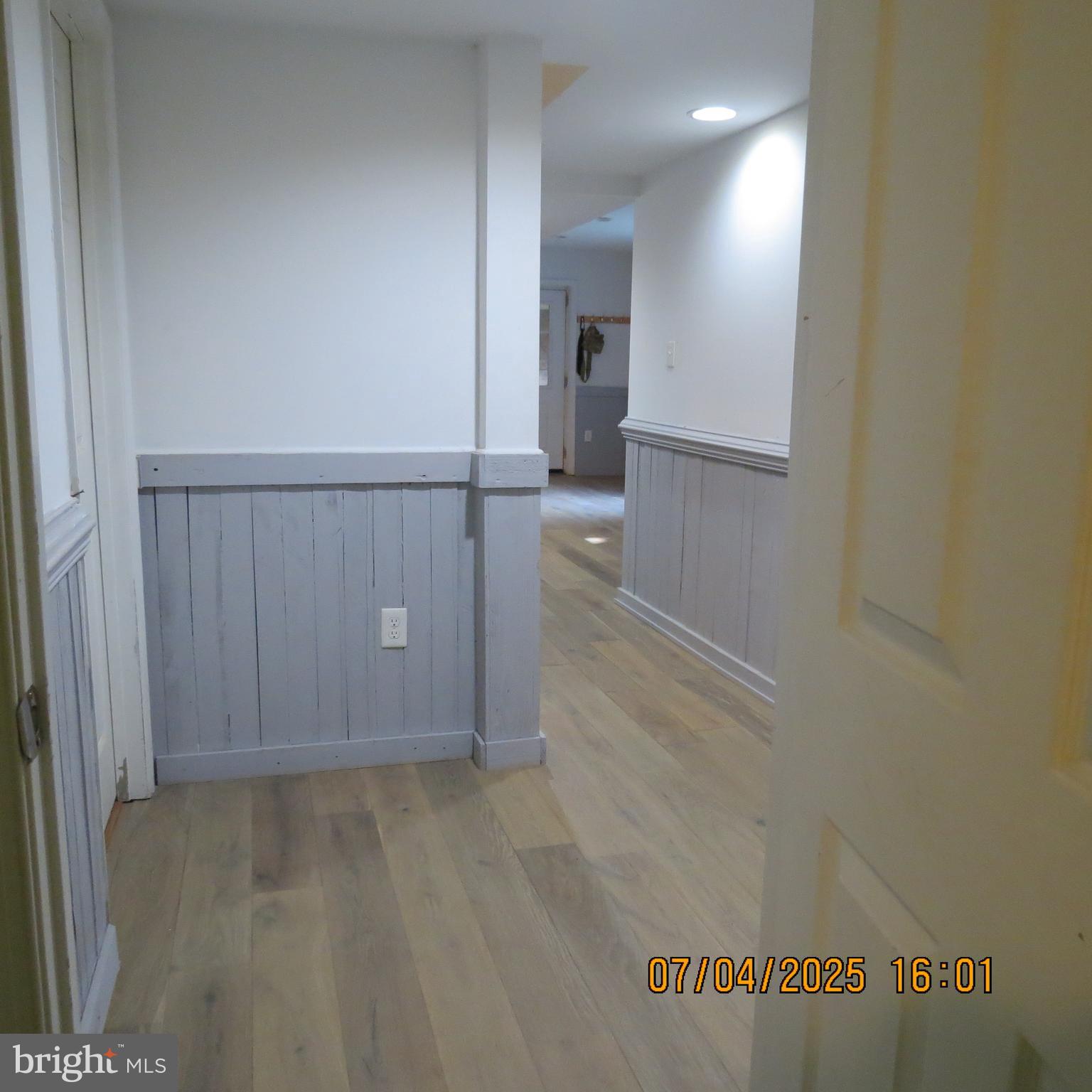 SHADY ACRES - Residential