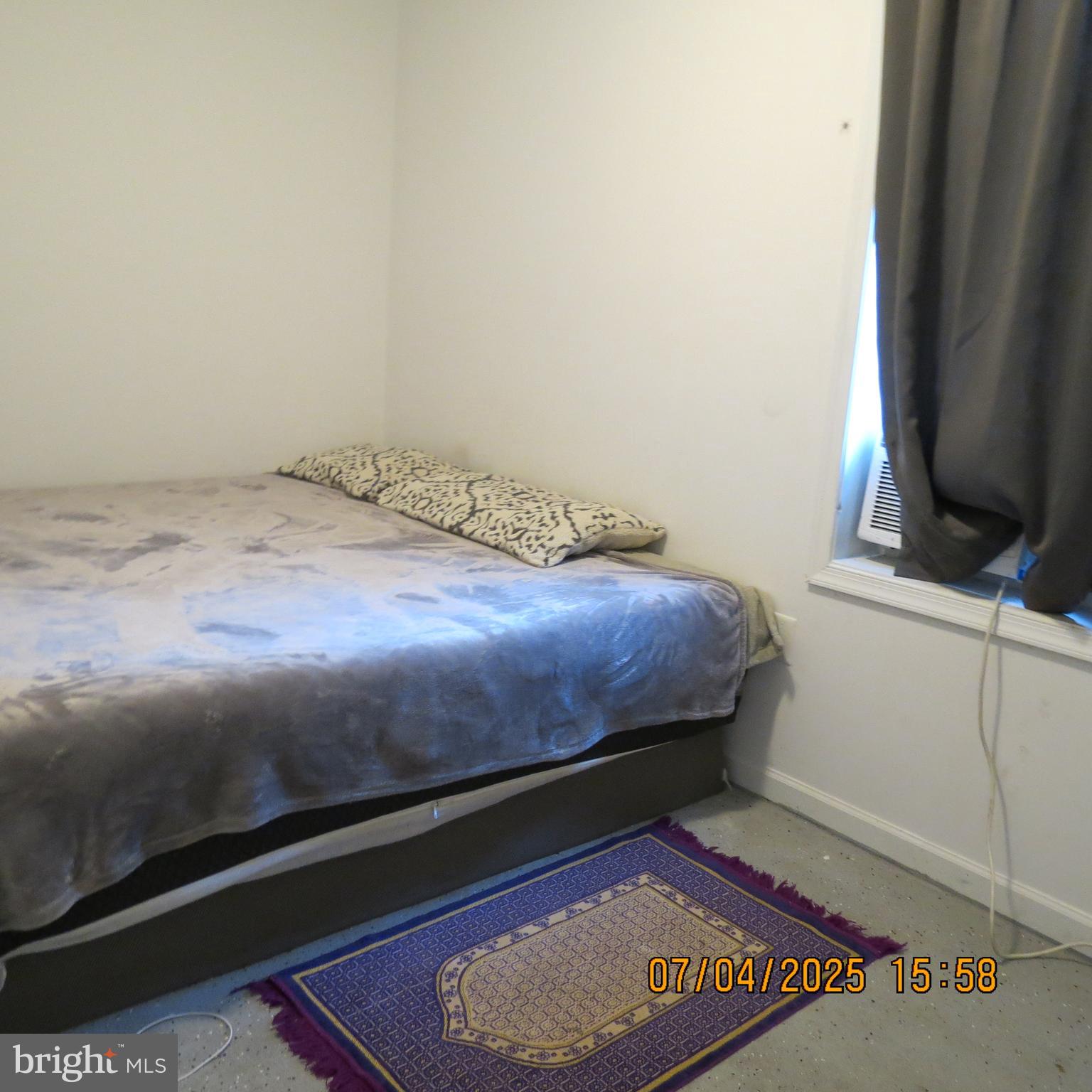 SHADY ACRES - Residential