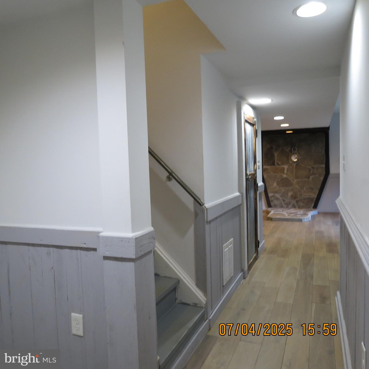 SHADY ACRES - Residential