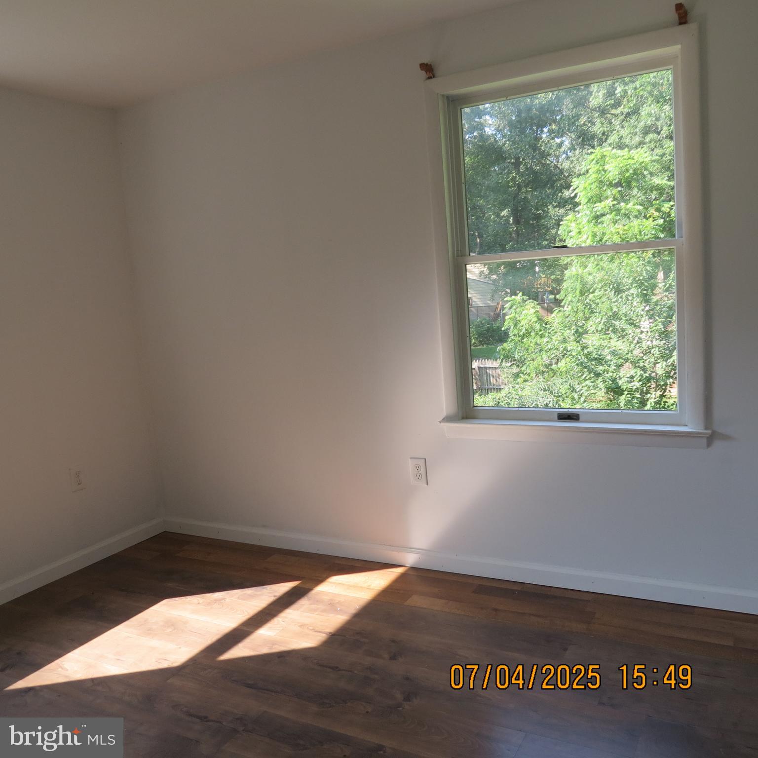 SHADY ACRES - Residential