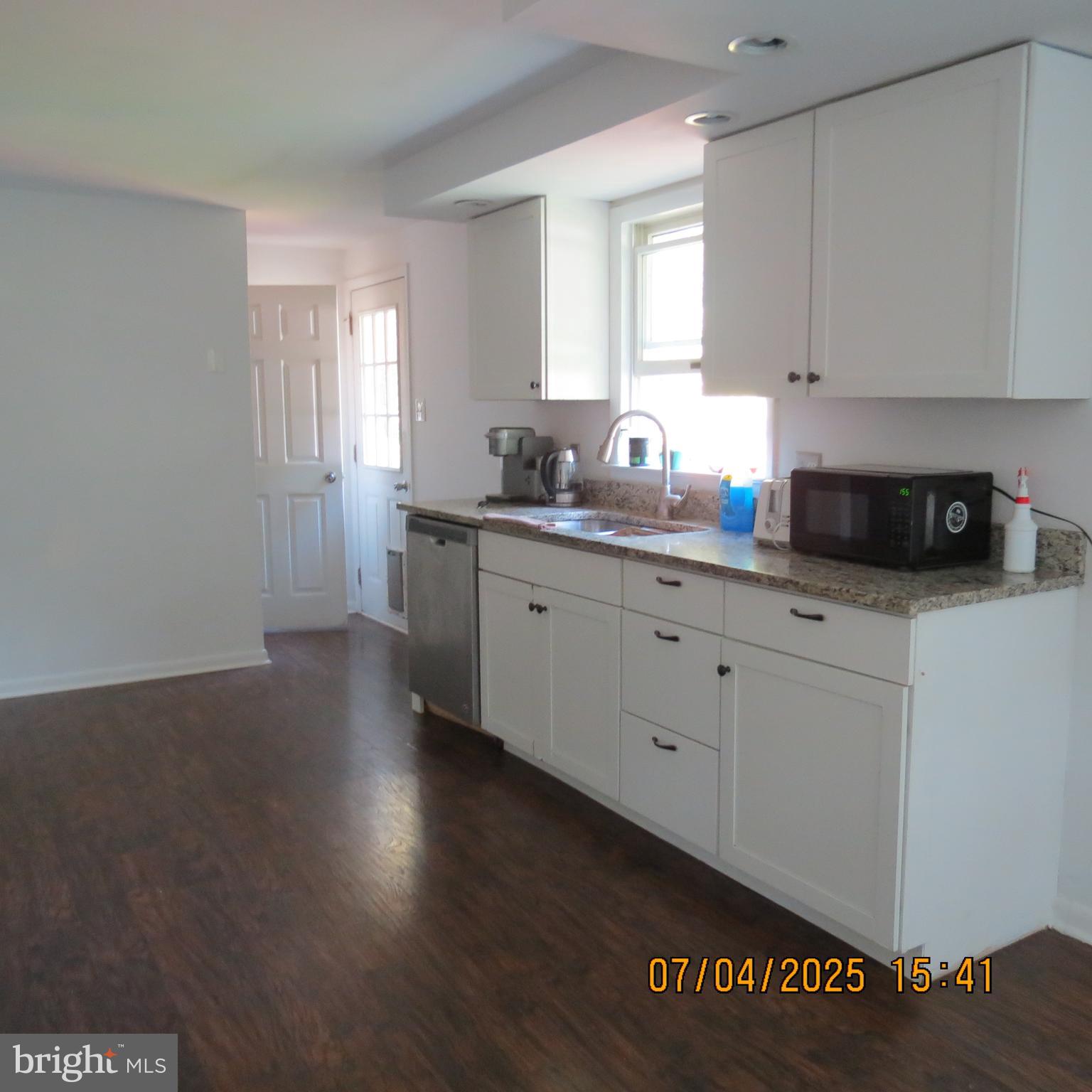 SHADY ACRES - Residential