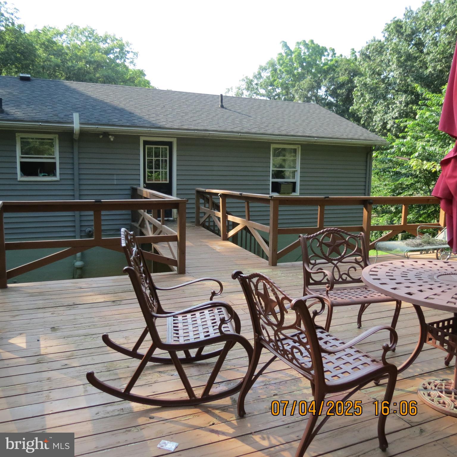 SHADY ACRES - Residential